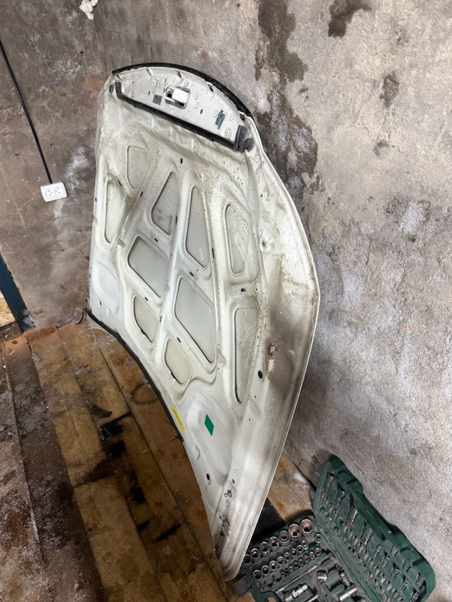 https://ycs.partsauto.market/partsauto-images/thmbs/userImages/268c7b7c5ddd9a209b42b9c618da965e/part/e90627b2-d0e8-41dd-9616-e540651f5087_1778681202859.jpg
