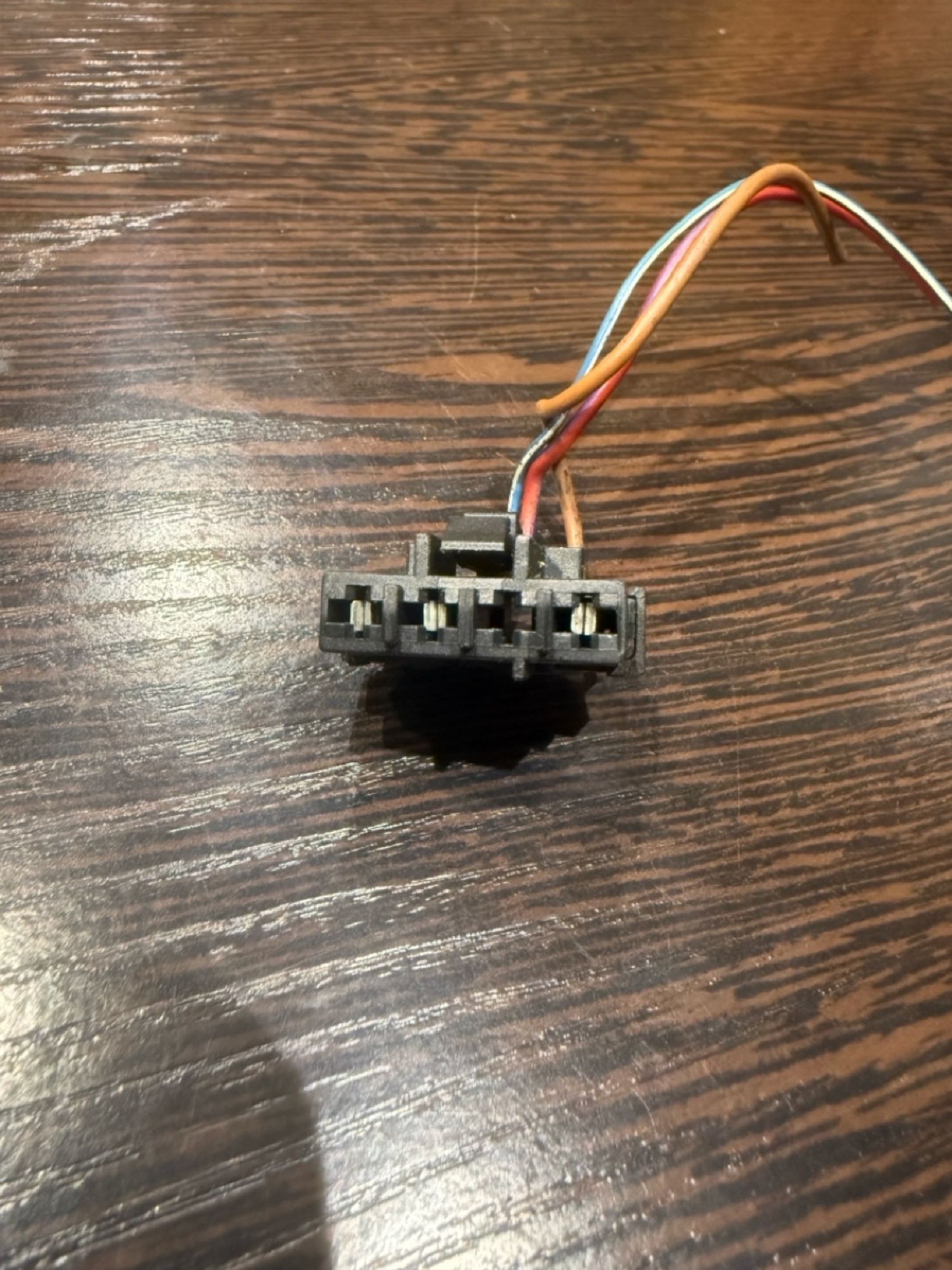 https://ycs.partsauto.market/partsauto-images/thmbs/userImages/43882a47fd2f3f0e3660b9e29cab323a/part/28327ed5-cc65-4483-bc5b-55b3891d46c4_1785787447694.jpg