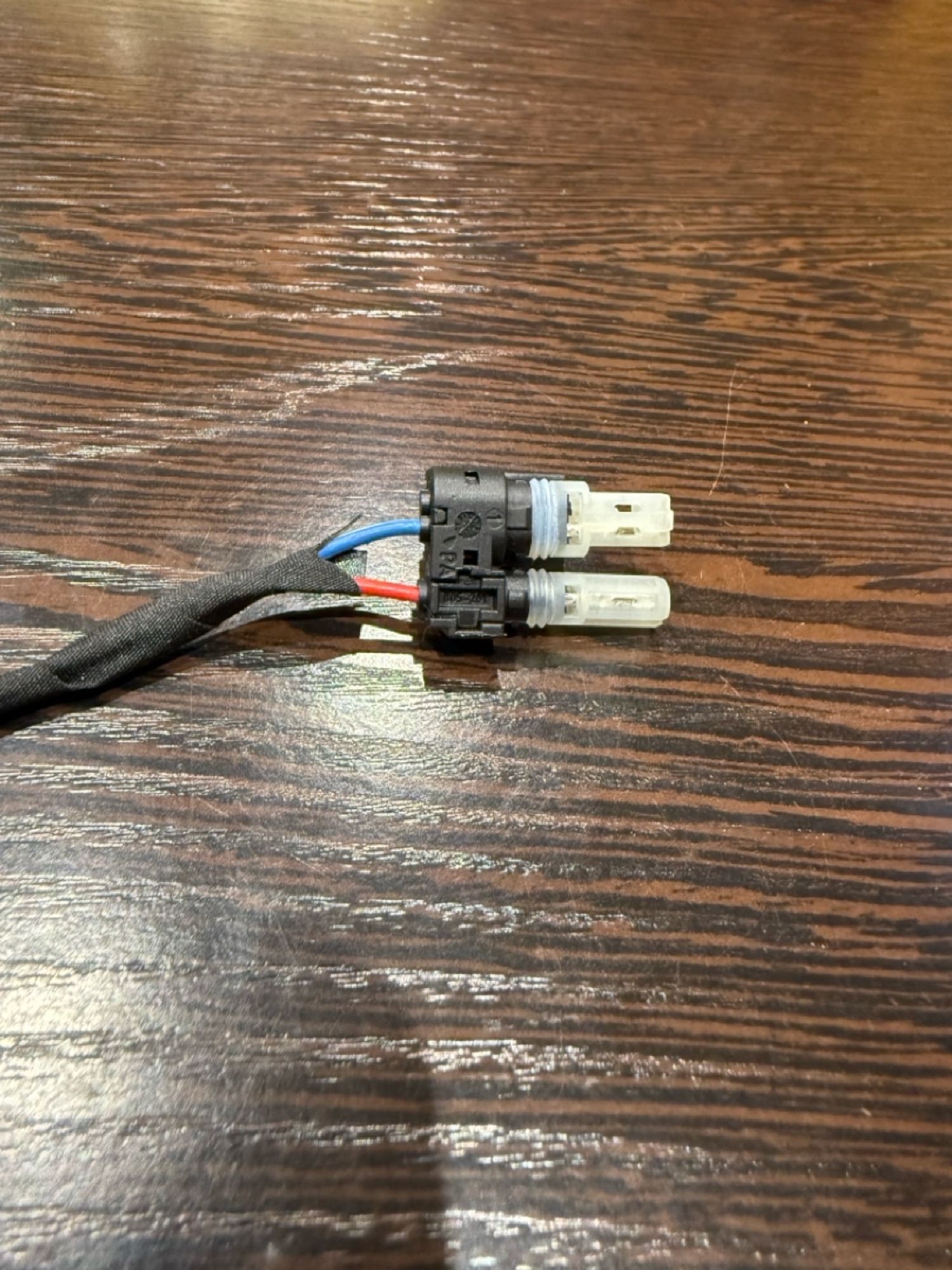 https://ycs.partsauto.market/partsauto-images/thmbs/userImages/43882a47fd2f3f0e3660b9e29cab323a/part/35b3b6ad-6e01-418c-b56e-9a09ebfdedbd_1781633255016.jpg