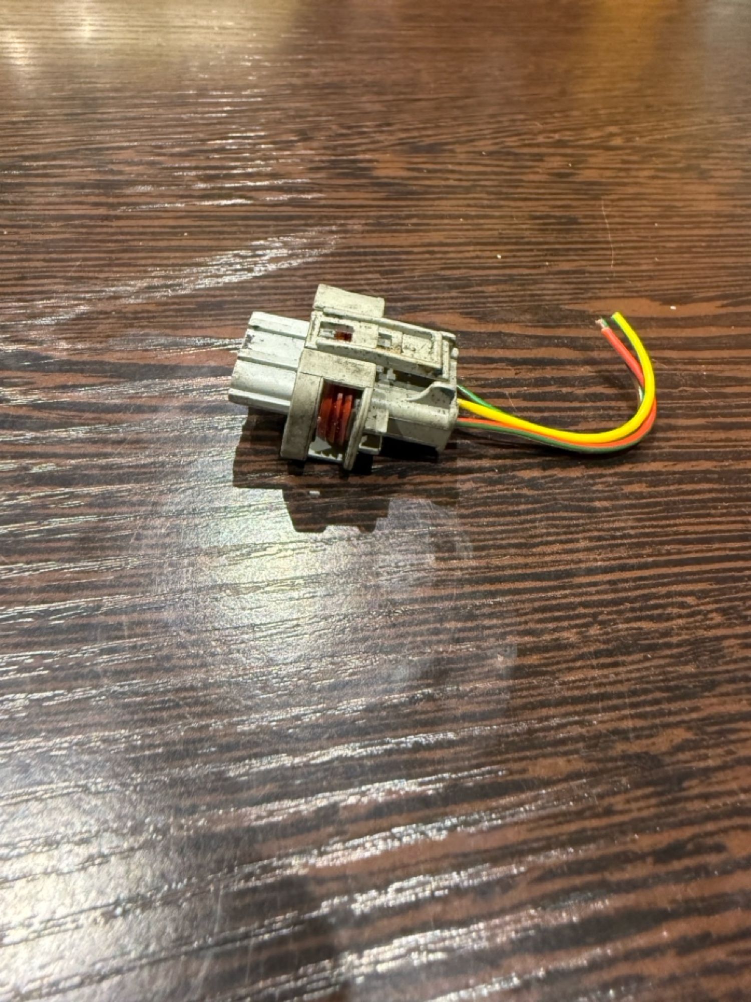 https://ycs.partsauto.market/partsauto-images/thmbs/userImages/43882a47fd2f3f0e3660b9e29cab323a/part/6b74537b-8d03-4d39-8366-4da0bb8c077e_1781636199946.jpg