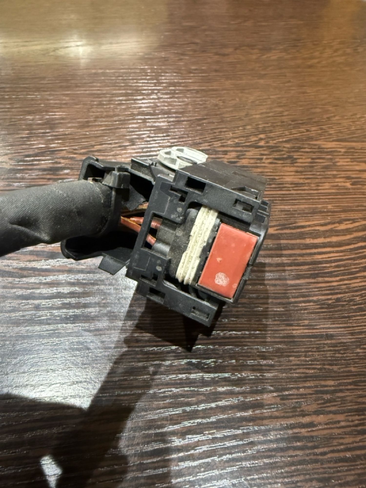 https://ycs.partsauto.market/partsauto-images/thmbs/userImages/43882a47fd2f3f0e3660b9e29cab323a/part/84b653af-d884-405f-8b12-f9a159752e45_1781635031889.jpg