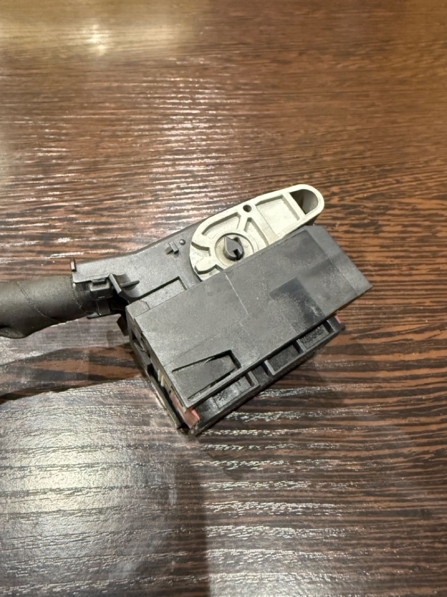 https://ycs.partsauto.market/partsauto-images/thmbs/userImages/43882a47fd2f3f0e3660b9e29cab323a/part/a11d01ed-655f-4c0e-ad7b-de408aa7c346_1781635036612.jpg