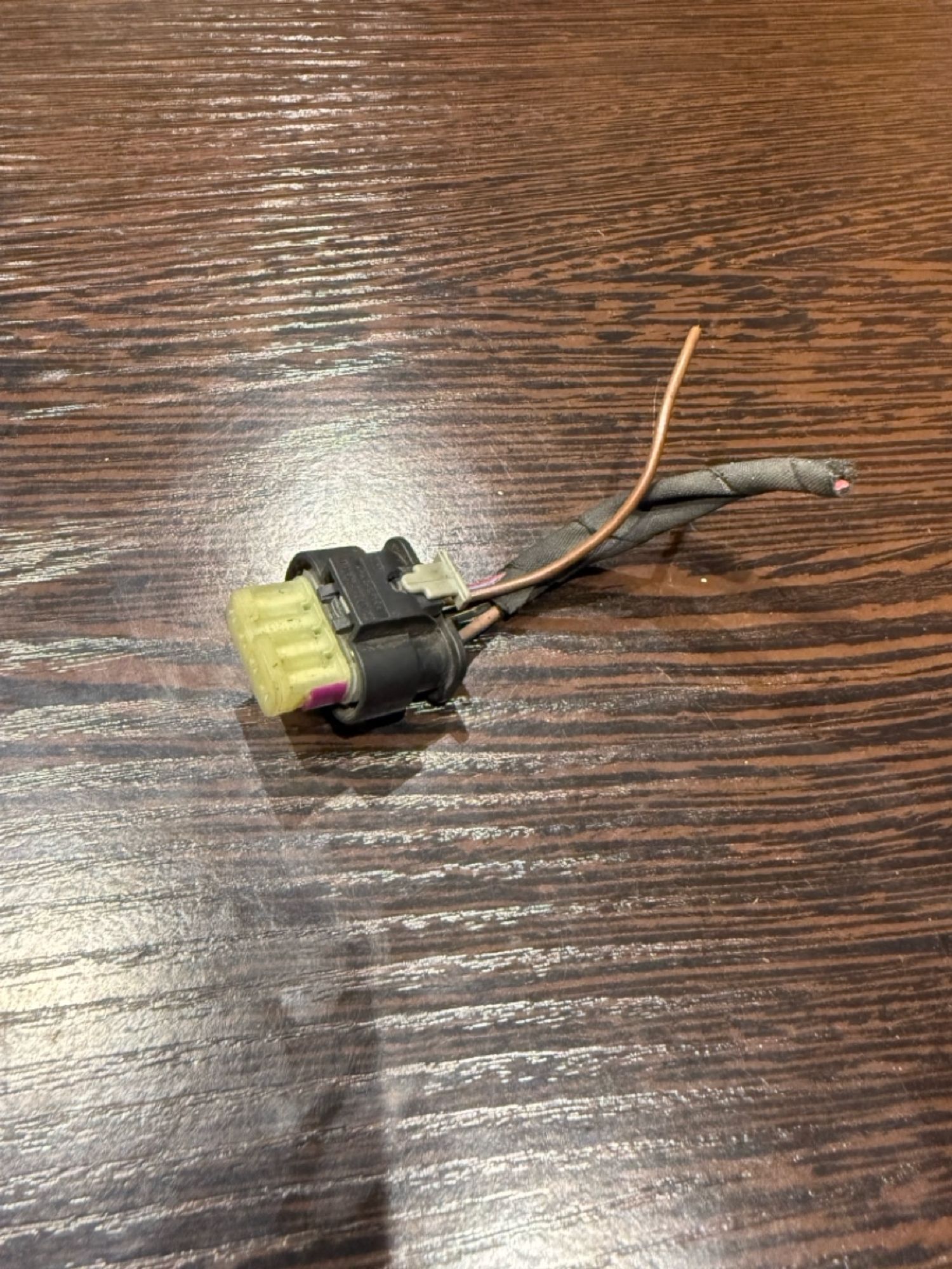 https://ycs.partsauto.market/partsauto-images/thmbs/userImages/43882a47fd2f3f0e3660b9e29cab323a/part/a45fde17-9248-4482-aa94-2cc2fac18bf8_1781636475876.jpg