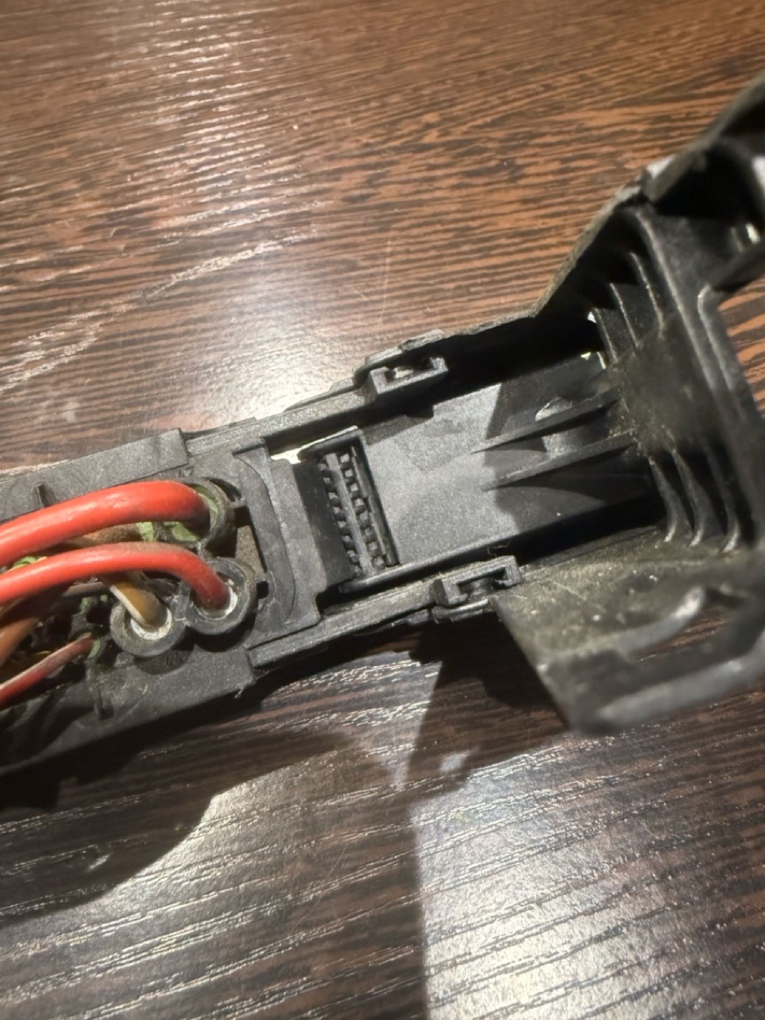 https://ycs.partsauto.market/partsauto-images/thmbs/userImages/43882a47fd2f3f0e3660b9e29cab323a/part/a6446f22-0ac2-4977-90b7-e5b4f3339ba6_1785785107887.jpg