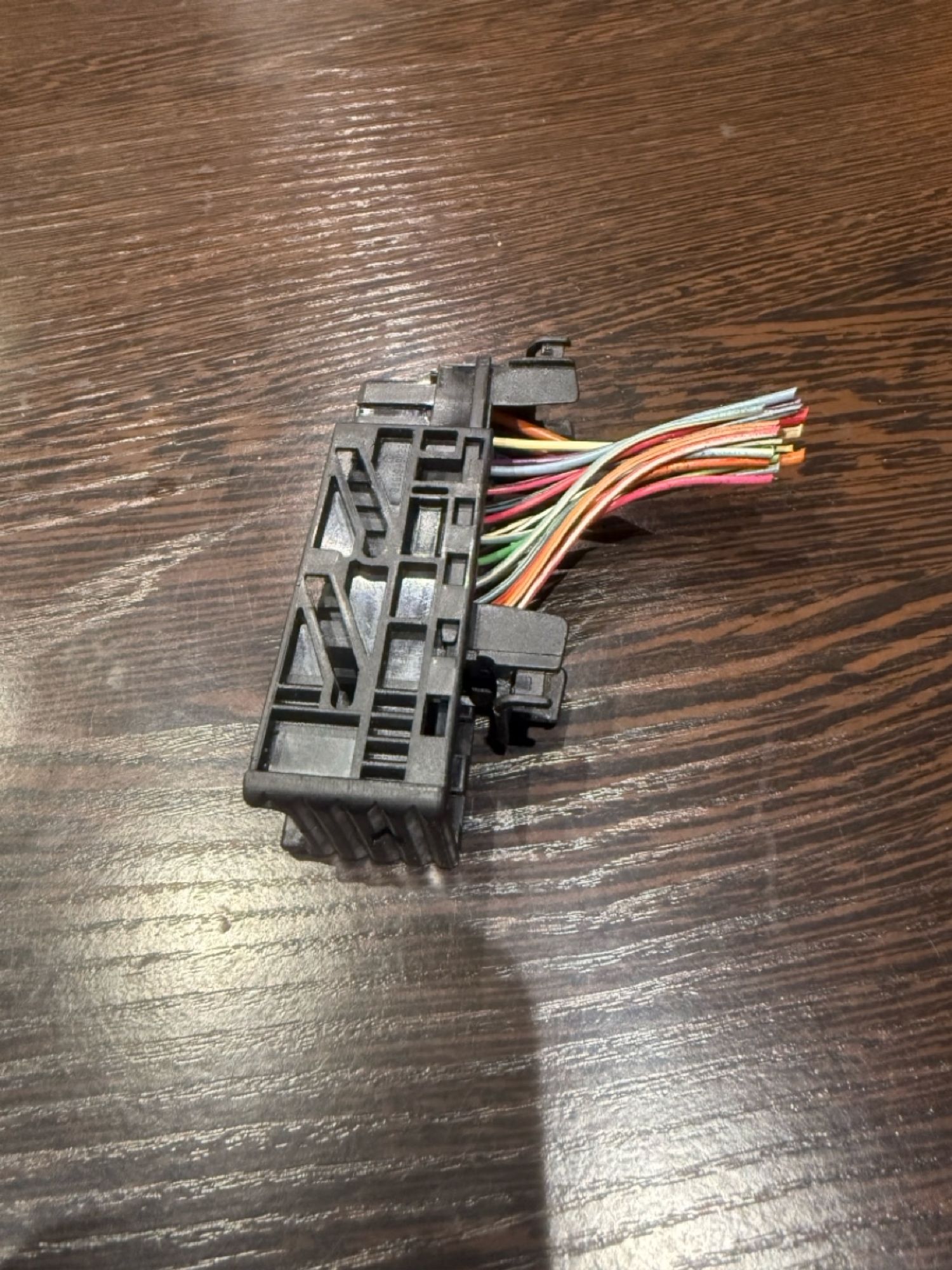 https://ycs.partsauto.market/partsauto-images/thmbs/userImages/43882a47fd2f3f0e3660b9e29cab323a/part/b0669965-0ae9-4e18-8c25-1b007ed3bf0f_1785786413508.jpg