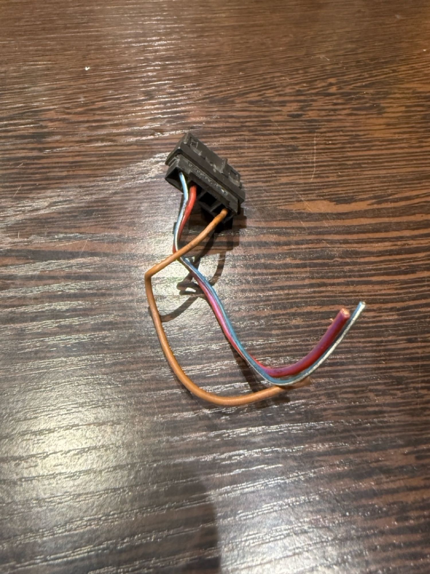 https://ycs.partsauto.market/partsauto-images/thmbs/userImages/43882a47fd2f3f0e3660b9e29cab323a/part/b3a93ba5-5a8c-4411-b674-d25122141d0a_1785787448605.jpg