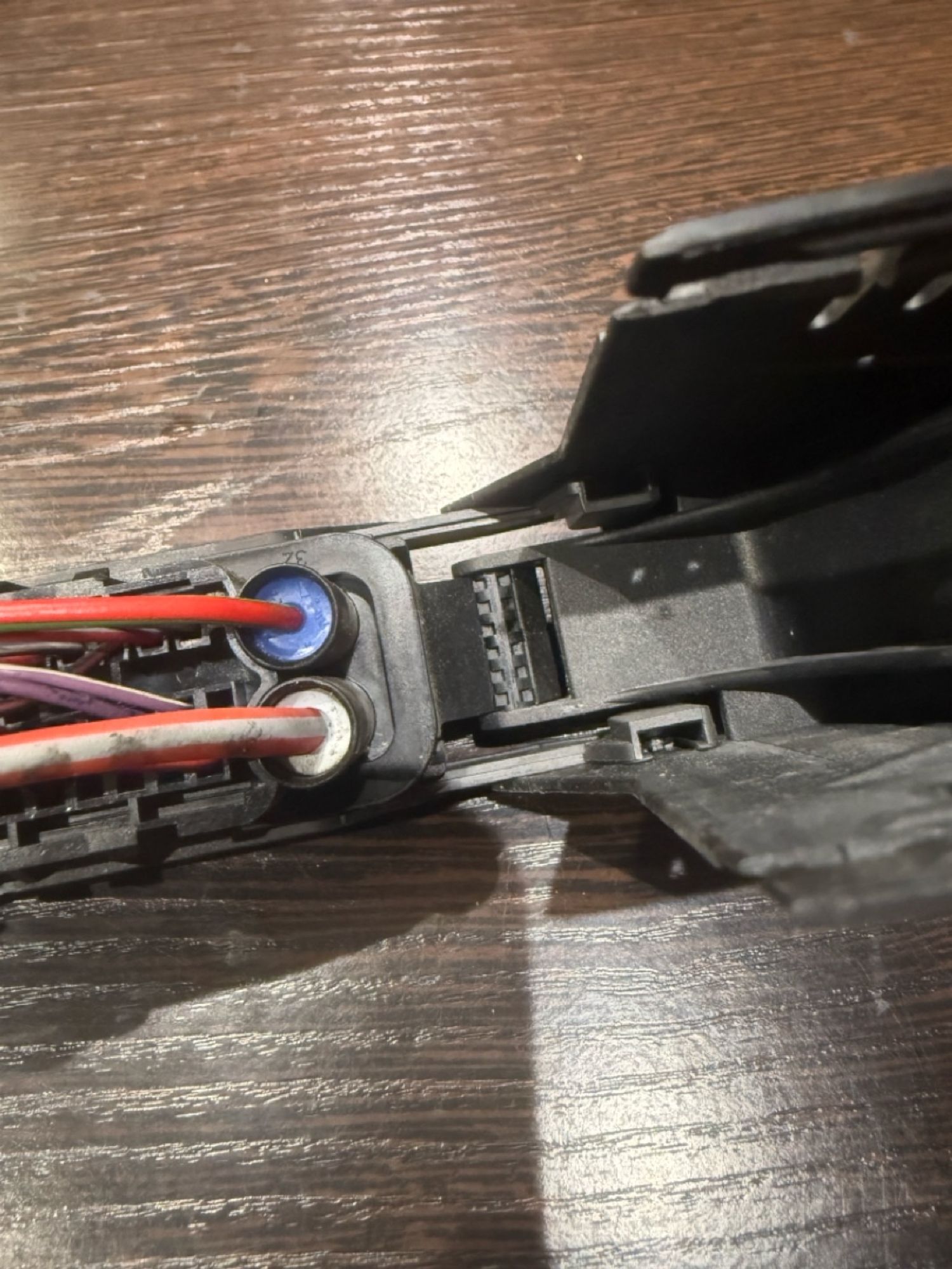 https://ycs.partsauto.market/partsauto-images/thmbs/userImages/43882a47fd2f3f0e3660b9e29cab323a/part/b6f22711-46ad-4e3a-945f-8dee9c7570bb_1785785938008.jpg
