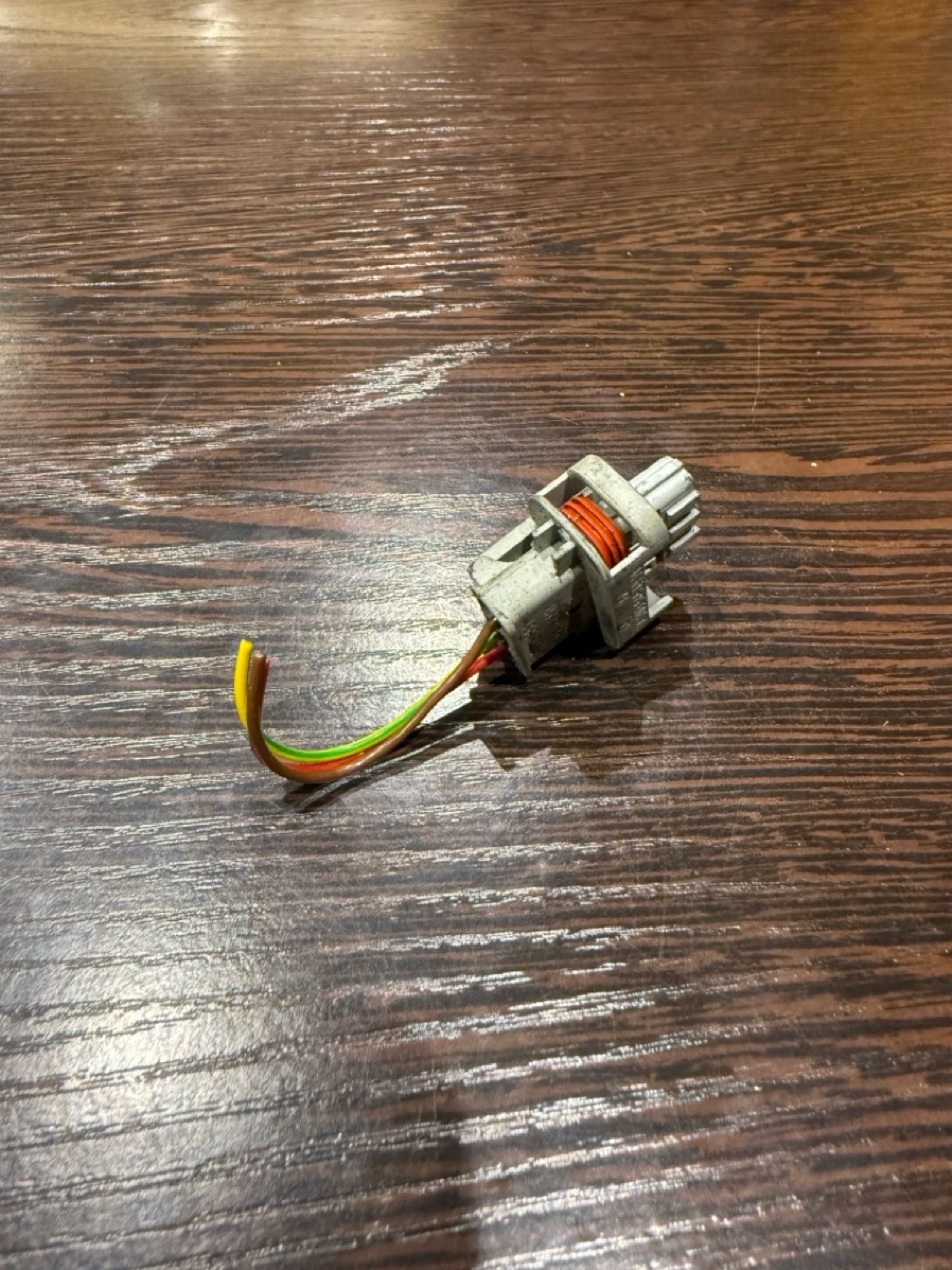 https://ycs.partsauto.market/partsauto-images/thmbs/userImages/43882a47fd2f3f0e3660b9e29cab323a/part/ec17e705-ddee-451f-923b-2a41fb8718be_1781636200781.jpg