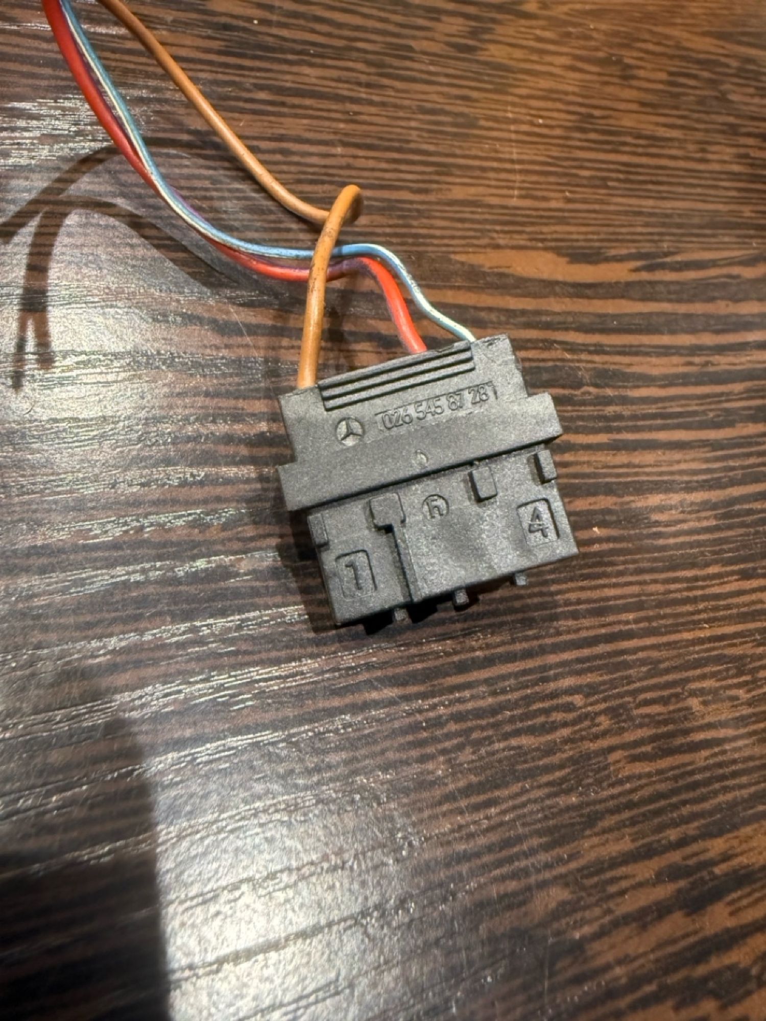 https://ycs.partsauto.market/partsauto-images/thmbs/userImages/43882a47fd2f3f0e3660b9e29cab323a/part/f8113928-0cec-4599-b66b-0525f1ee9848_1785787450883.jpg