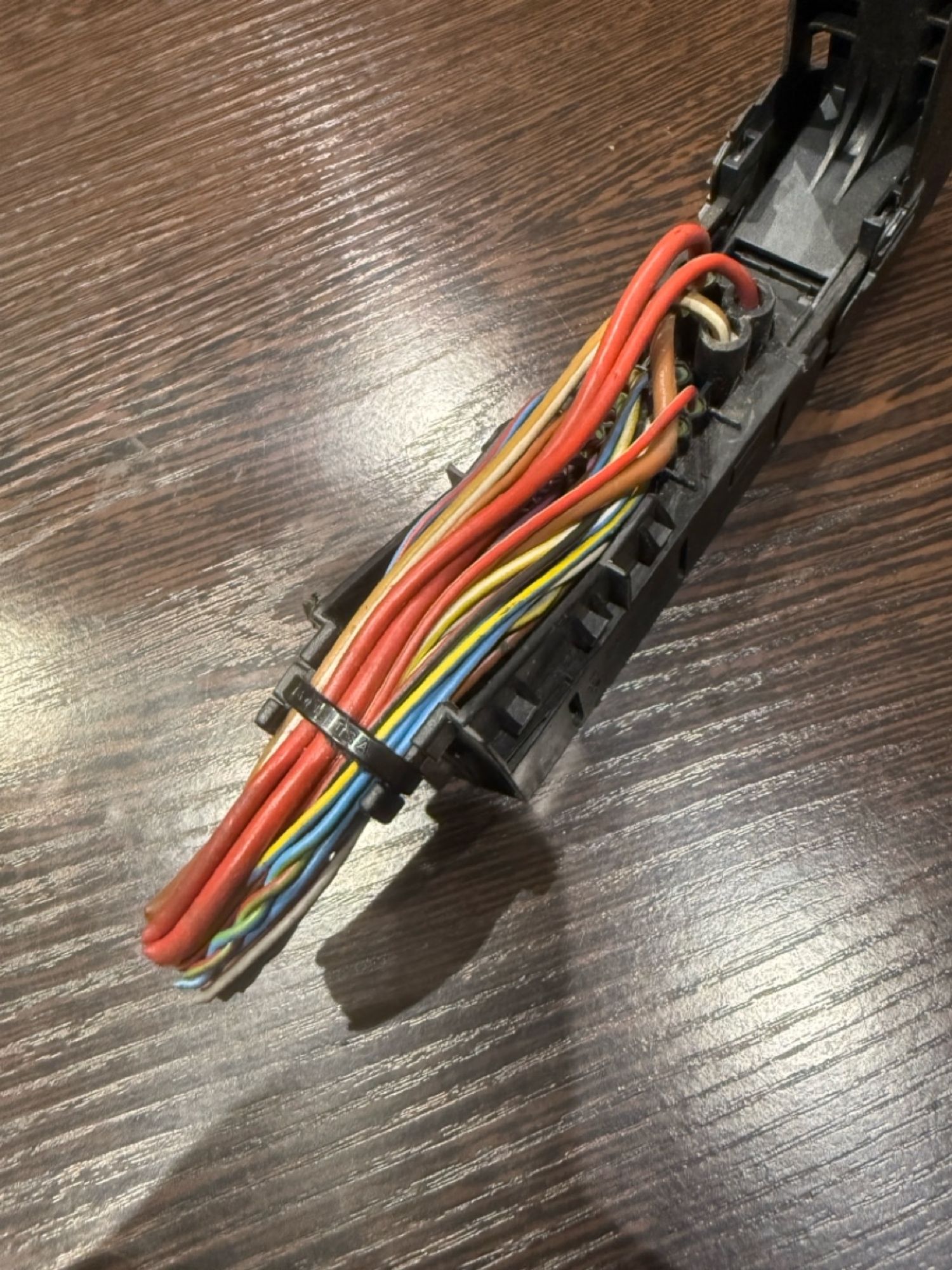 https://ycs.partsauto.market/partsauto-images/thmbs/userImages/43882a47fd2f3f0e3660b9e29cab323a/part/f8b55de5-96b9-48c4-a84a-2d0707dfa74b_1785785106833.jpg