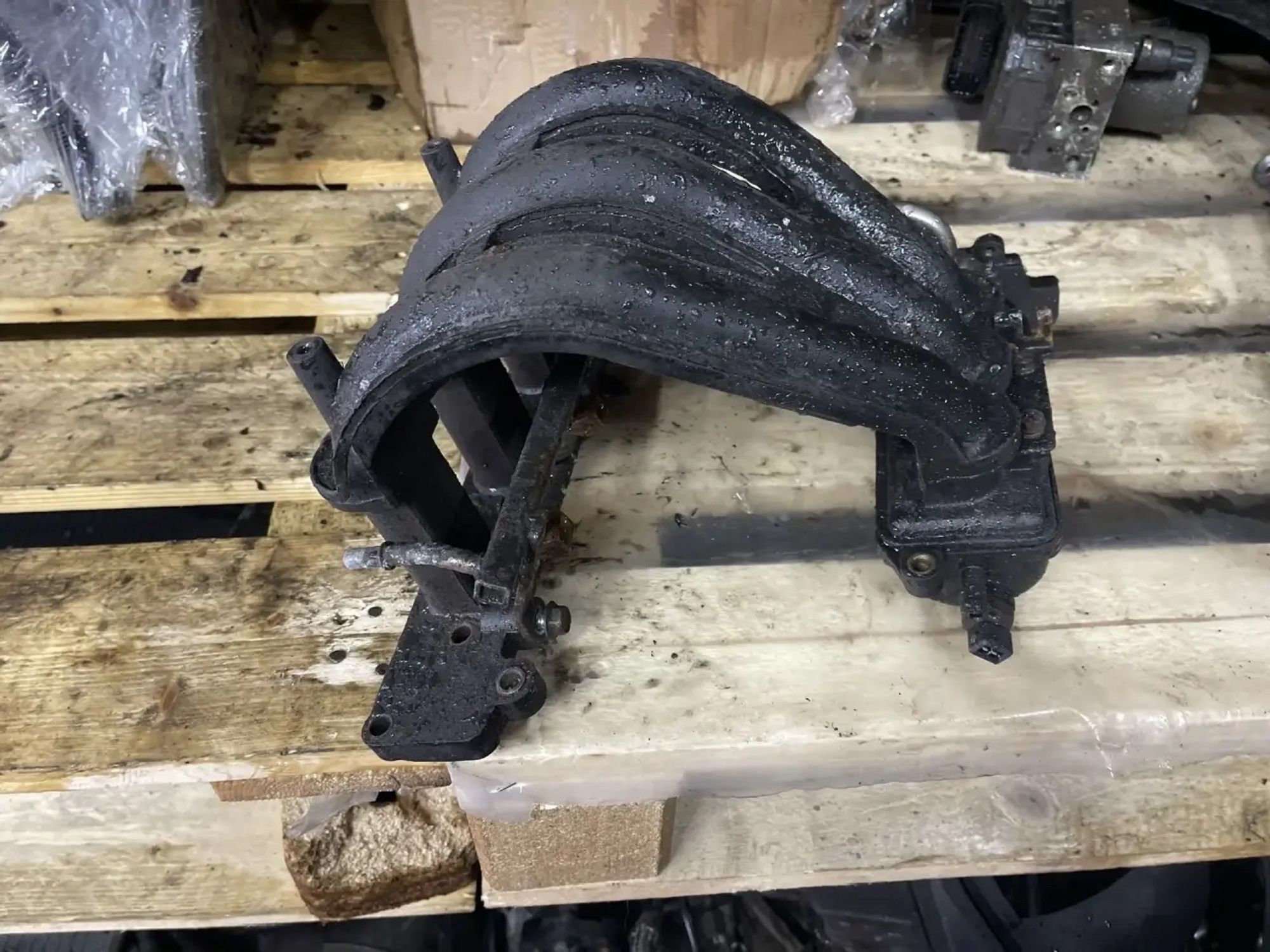 https://ycs.partsauto.market/partsauto-images/thmbs/userImages/47ecd5a66b010c59a16d231199ab5136/part/159b0233-f675-44d0-86c4-cd0e3639d1f1_1778568961502.jpg