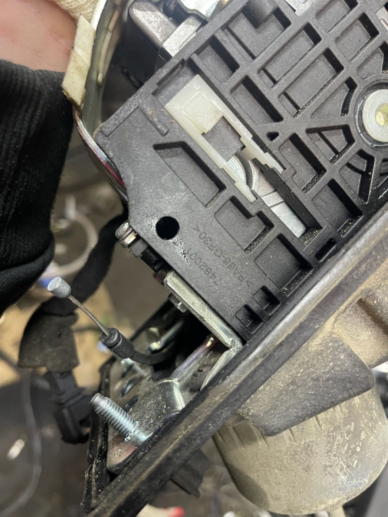 https://ycs.partsauto.market/partsauto-images/thmbs/userImages/47ecd5a66b010c59a16d231199ab5136/part/2cbf2381-5ace-4b67-b4f6-d4e4c205219c_1775734977544.jpg