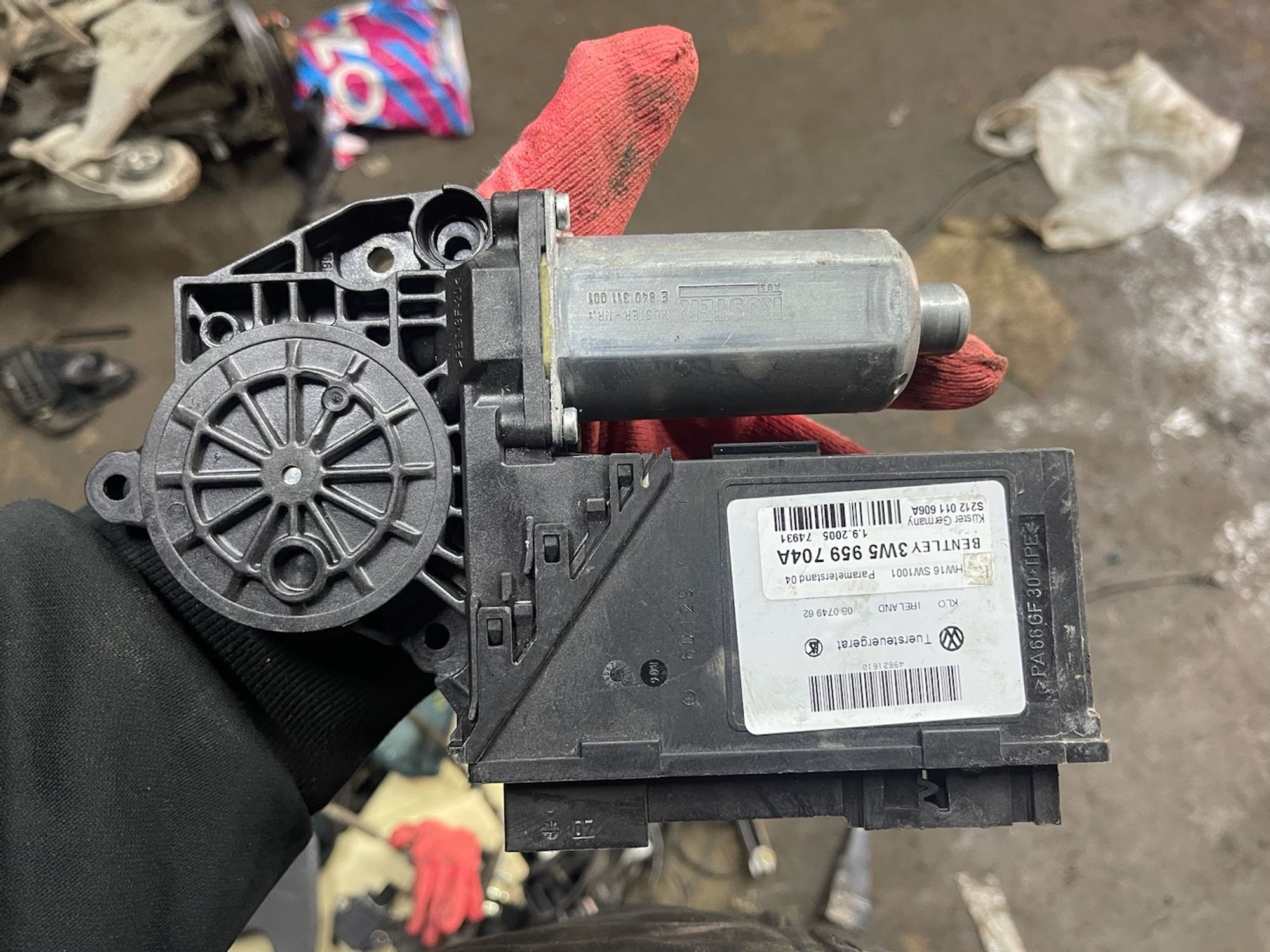 https://ycs.partsauto.market/partsauto-images/thmbs/userImages/47ecd5a66b010c59a16d231199ab5136/part/4159198d-50dc-43eb-b2d8-c565215cb62d_1775734863626.jpg