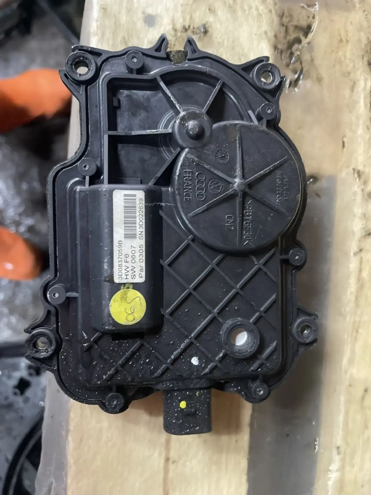 https://ycs.partsauto.market/partsauto-images/thmbs/userImages/47ecd5a66b010c59a16d231199ab5136/part/49426309-db96-457e-aa09-bec0ad1cb62a_1778491672365.jpg
