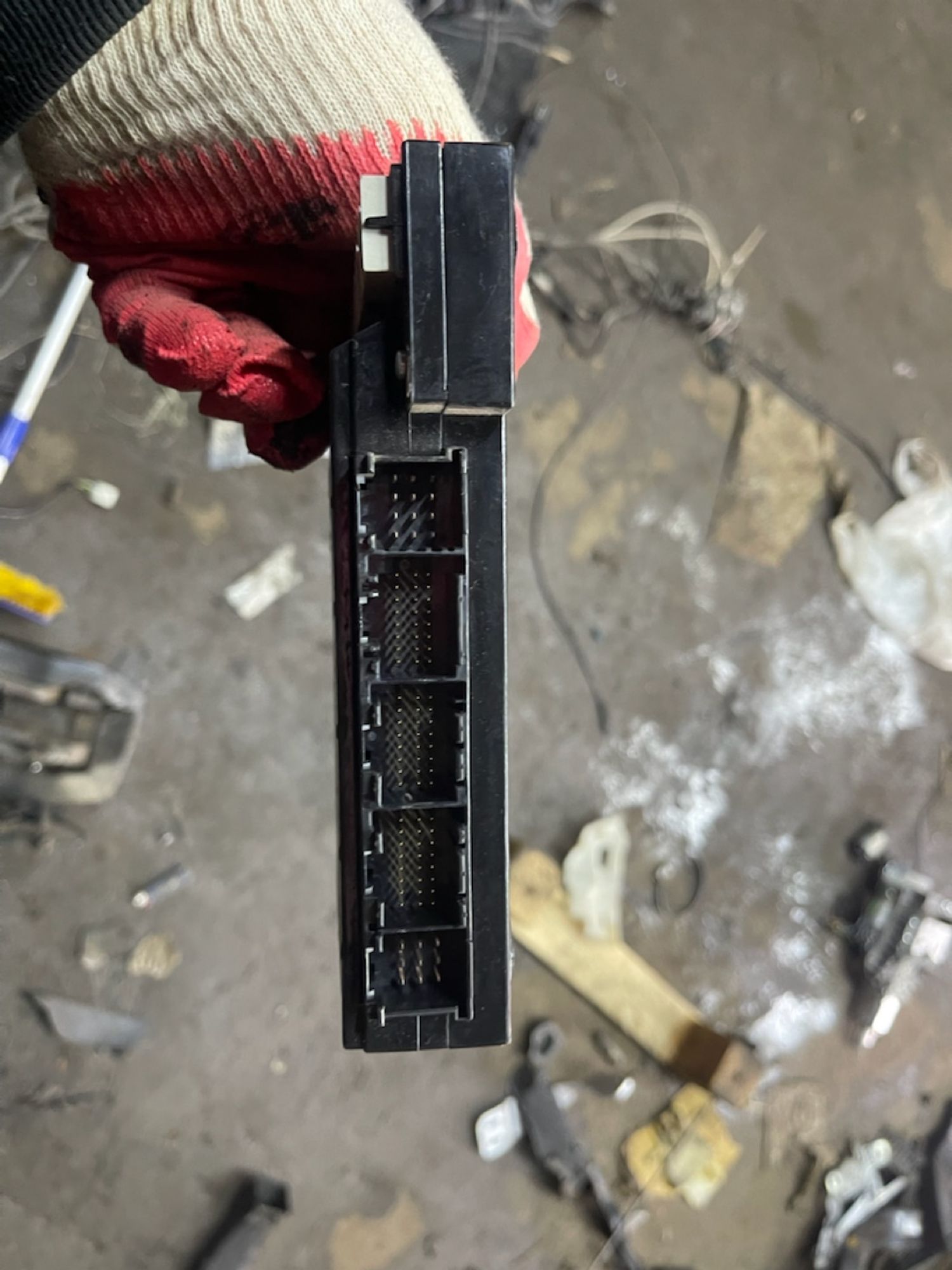 https://ycs.partsauto.market/partsauto-images/thmbs/userImages/47ecd5a66b010c59a16d231199ab5136/part/7d6cb005-014a-44f2-ab62-5df08ded4dbe_1775734628387.jpg