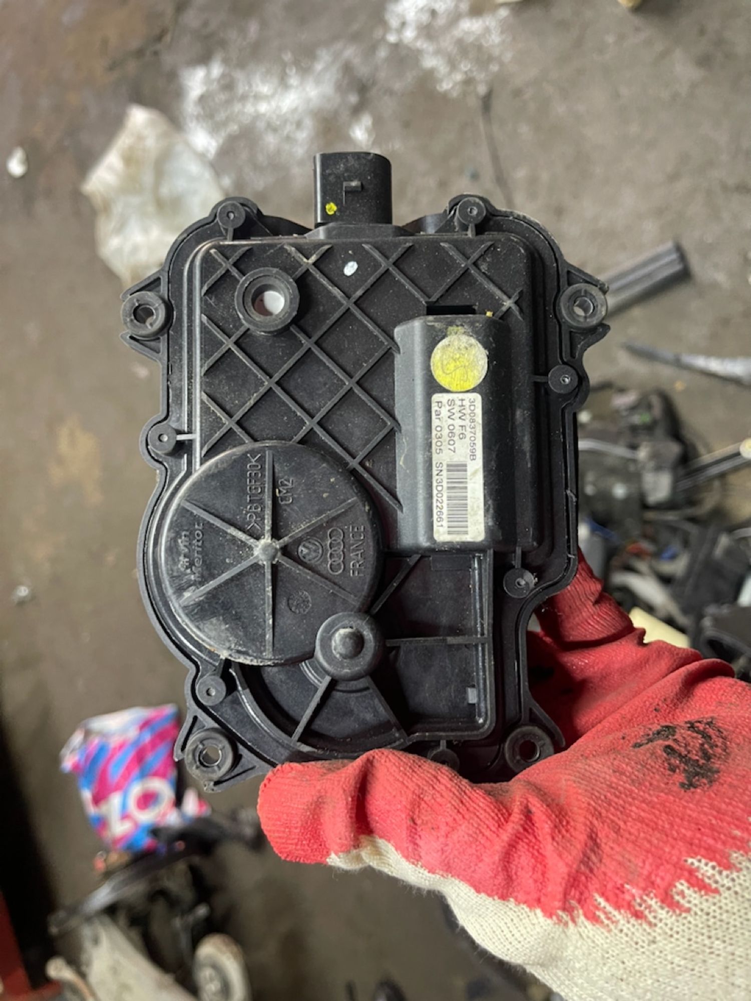 https://ycs.partsauto.market/partsauto-images/thmbs/userImages/47ecd5a66b010c59a16d231199ab5136/part/ab8fb3e9-0a90-4a3a-b141-7ac65510702d_1775734728514.jpg