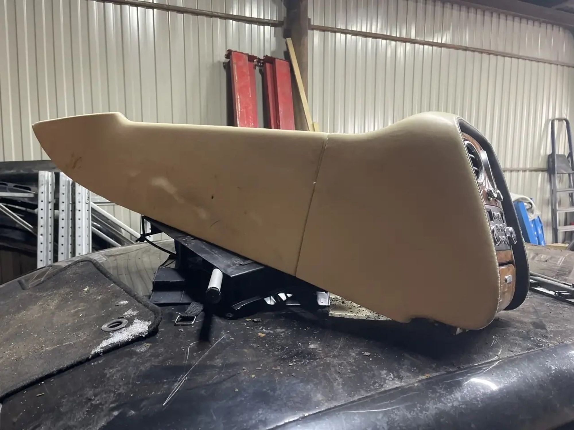 https://ycs.partsauto.market/partsauto-images/thmbs/userImages/47ecd5a66b010c59a16d231199ab5136/part/d9dc01e7-ba4f-4f6a-8bc0-ab6265965ffa_1778521501117.jpg