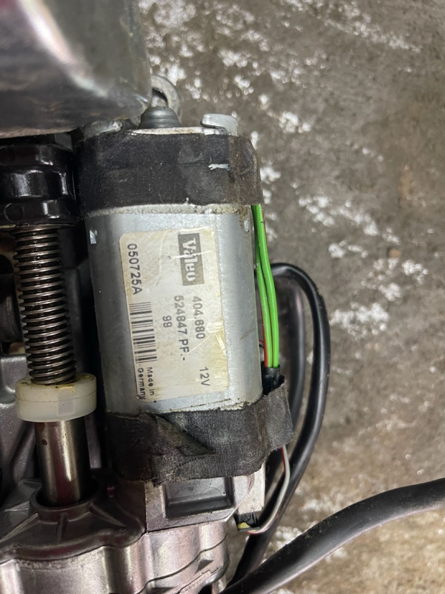 https://ycs.partsauto.market/partsauto-images/thmbs/userImages/47ecd5a66b010c59a16d231199ab5136/part/ec69d994-8cf7-4344-b3c8-56620d3d617c_1775735352588.jpg