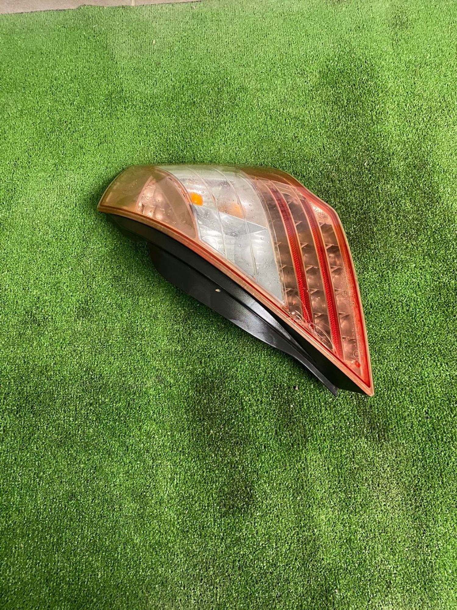 https://ycs.partsauto.market/partsauto-images/thmbs/userImages/4a32bfb245b7177fad2001ad3dc4a9c8/part/51281c7c-79d6-415b-aada-d1b7f423b9aa_1728764616175.jpg