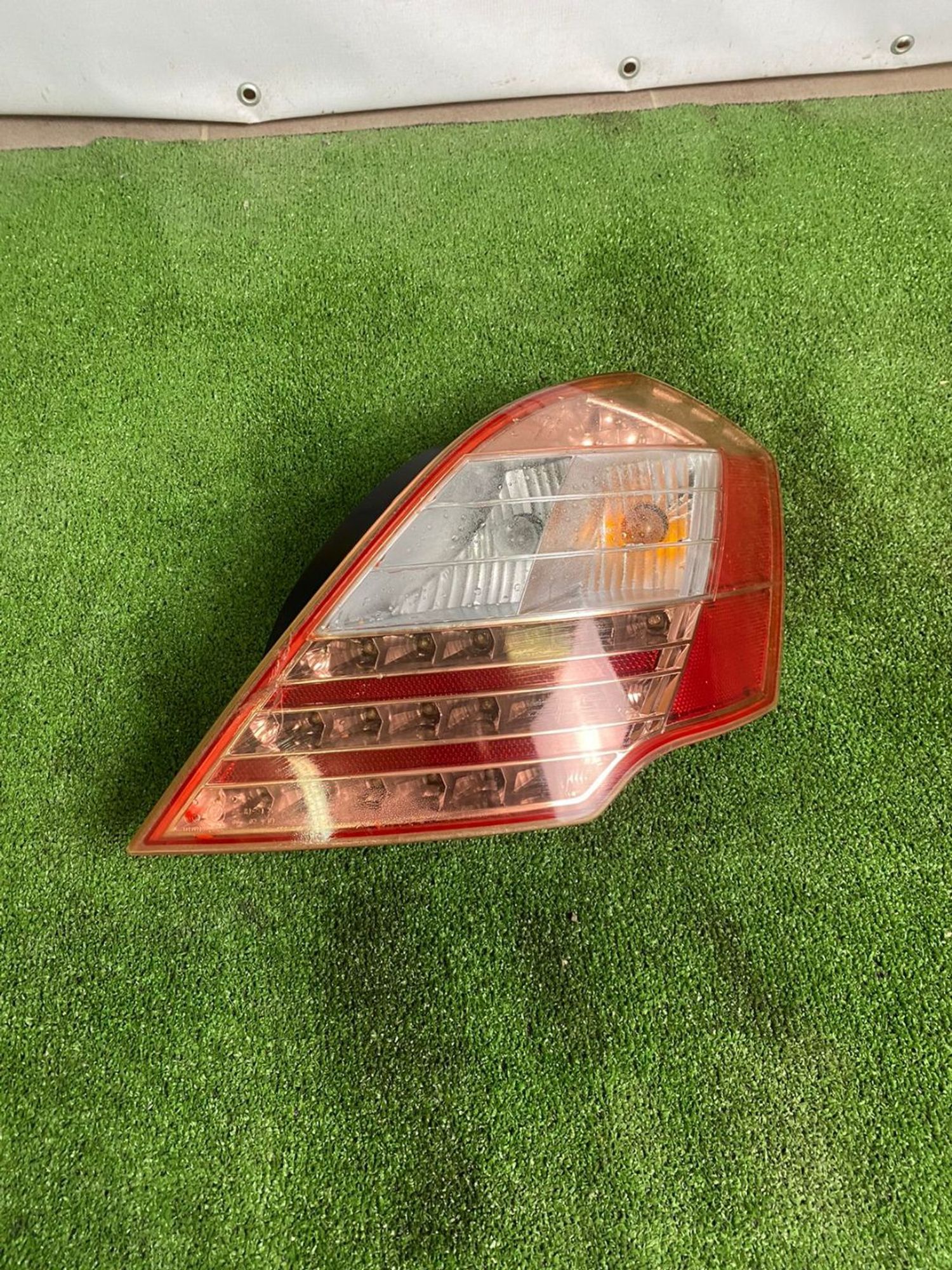 https://ycs.partsauto.market/partsauto-images/thmbs/userImages/4a32bfb245b7177fad2001ad3dc4a9c8/part/8f902c57-6c4d-4de5-8183-2808bce5f234_1728764614223.jpg