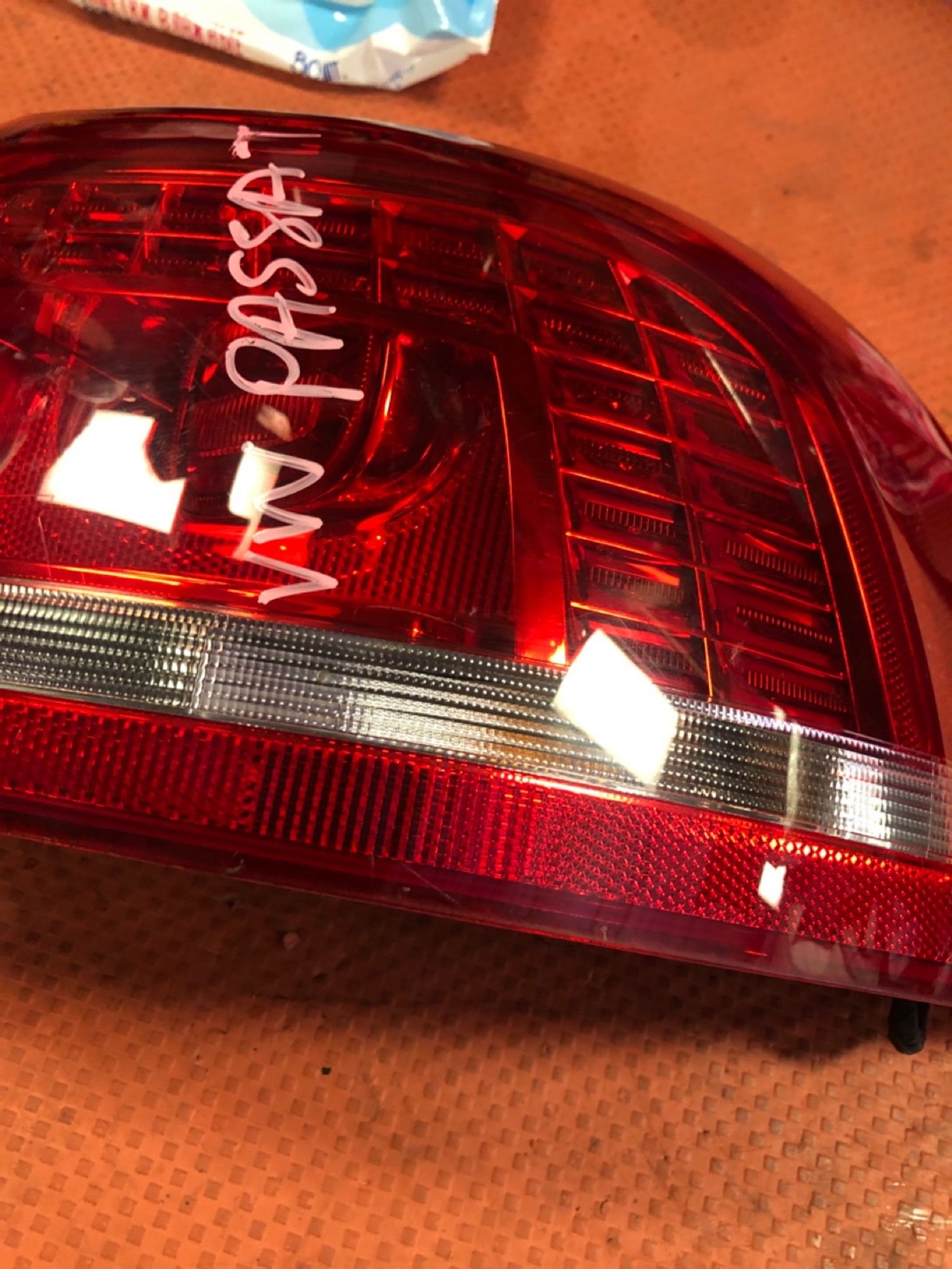 Фонарь задний правый Volkswagen Passat B7 Alltrack, 9000 рублей, Москва