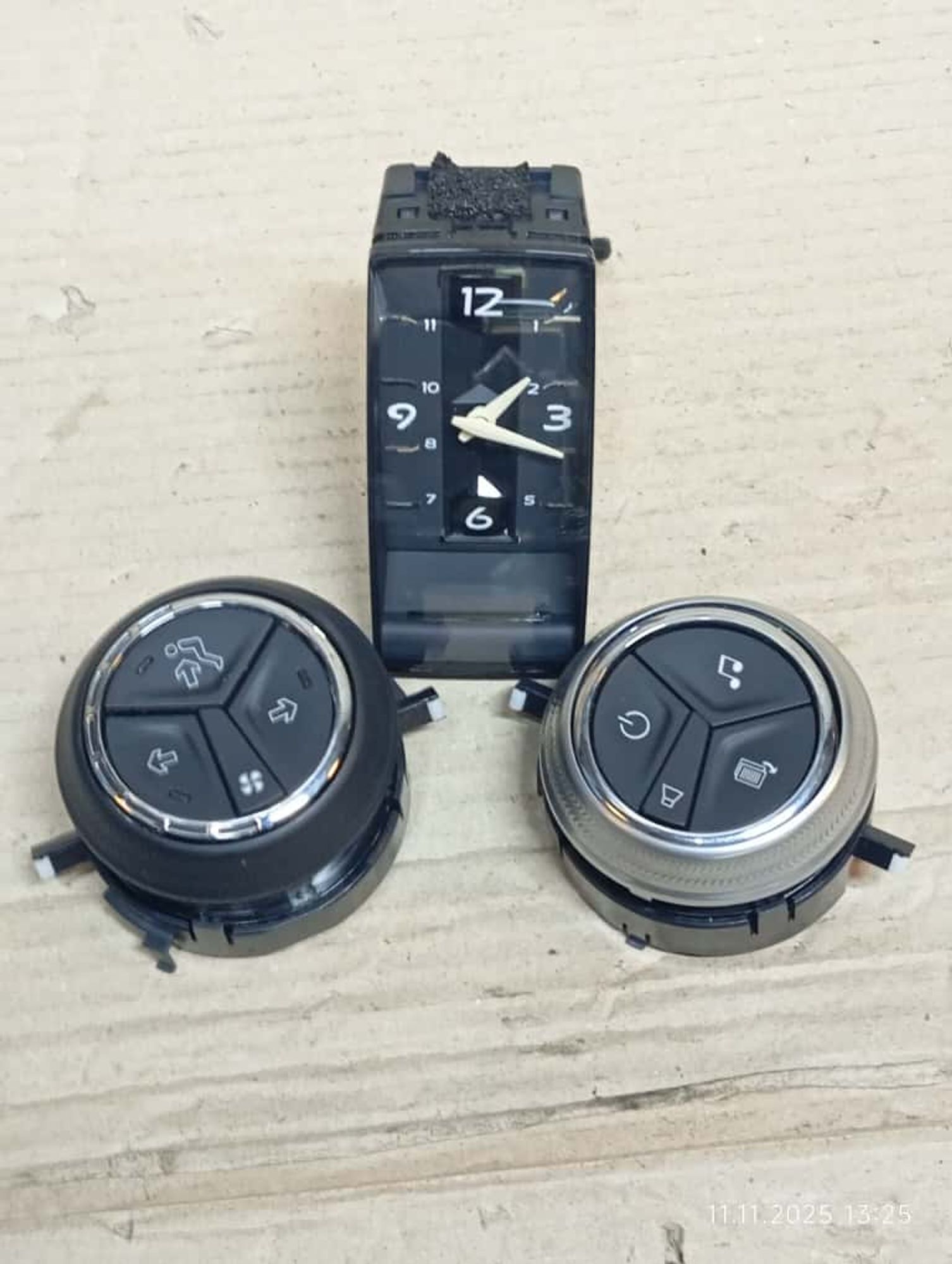 https://ycs.partsauto.market/partsauto-images/thmbs/userImages/4bc412e58a1c6cab6d9447373f981aa7/part/07fda6d0-cd65-497e-badd-202c9a93b735_1780489735327.jpg