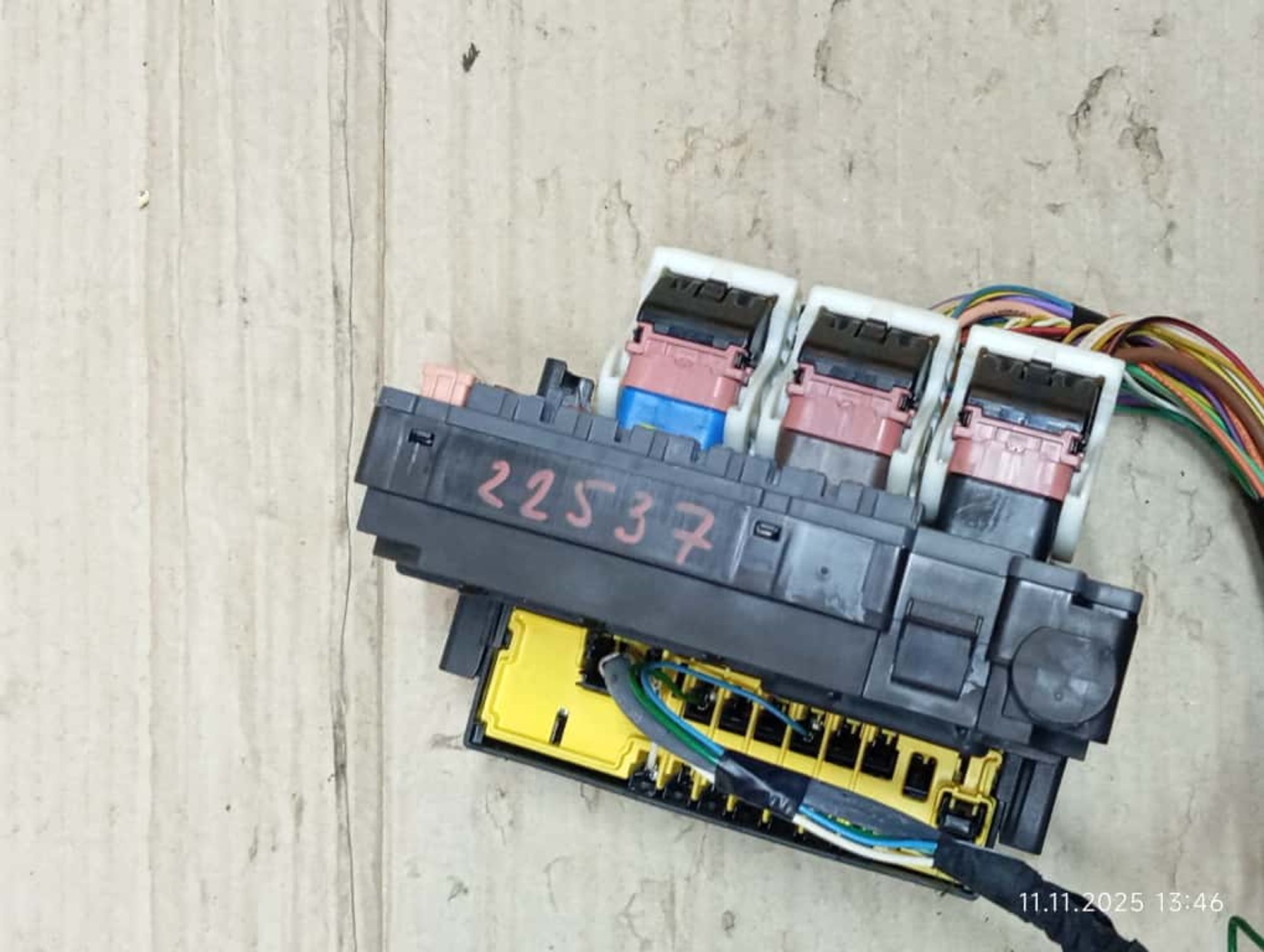 https://ycs.partsauto.market/partsauto-images/thmbs/userImages/4bc412e58a1c6cab6d9447373f981aa7/part/0e118d19-b678-4297-a738-d17ba8232292_1780492226271.jpg