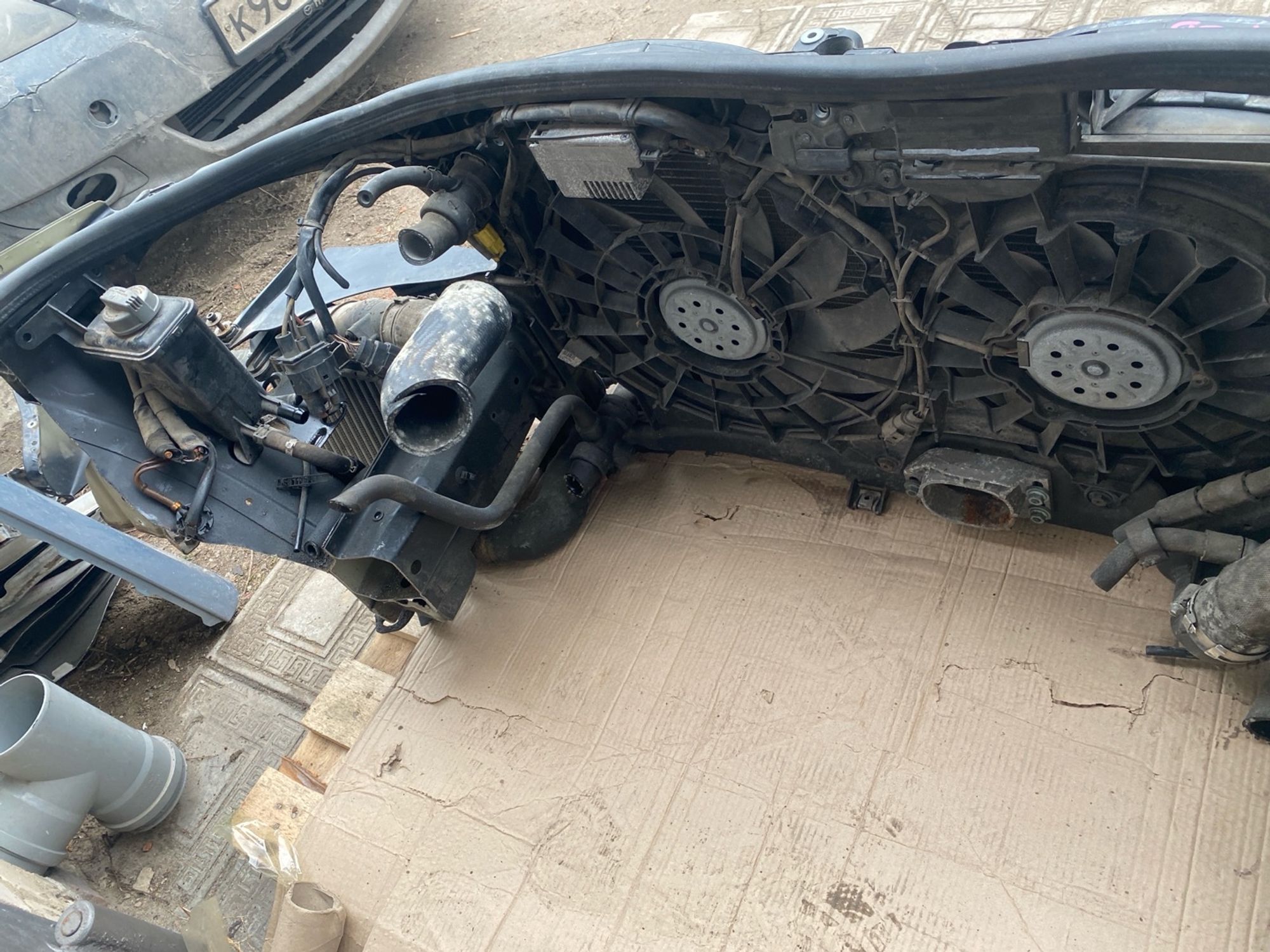 https://ycs.partsauto.market/partsauto-images/thmbs/userImages/4bc412e58a1c6cab6d9447373f981aa7/part/11490112-dd96-477f-9424-96b615c4adfc_1743014461999.jpg