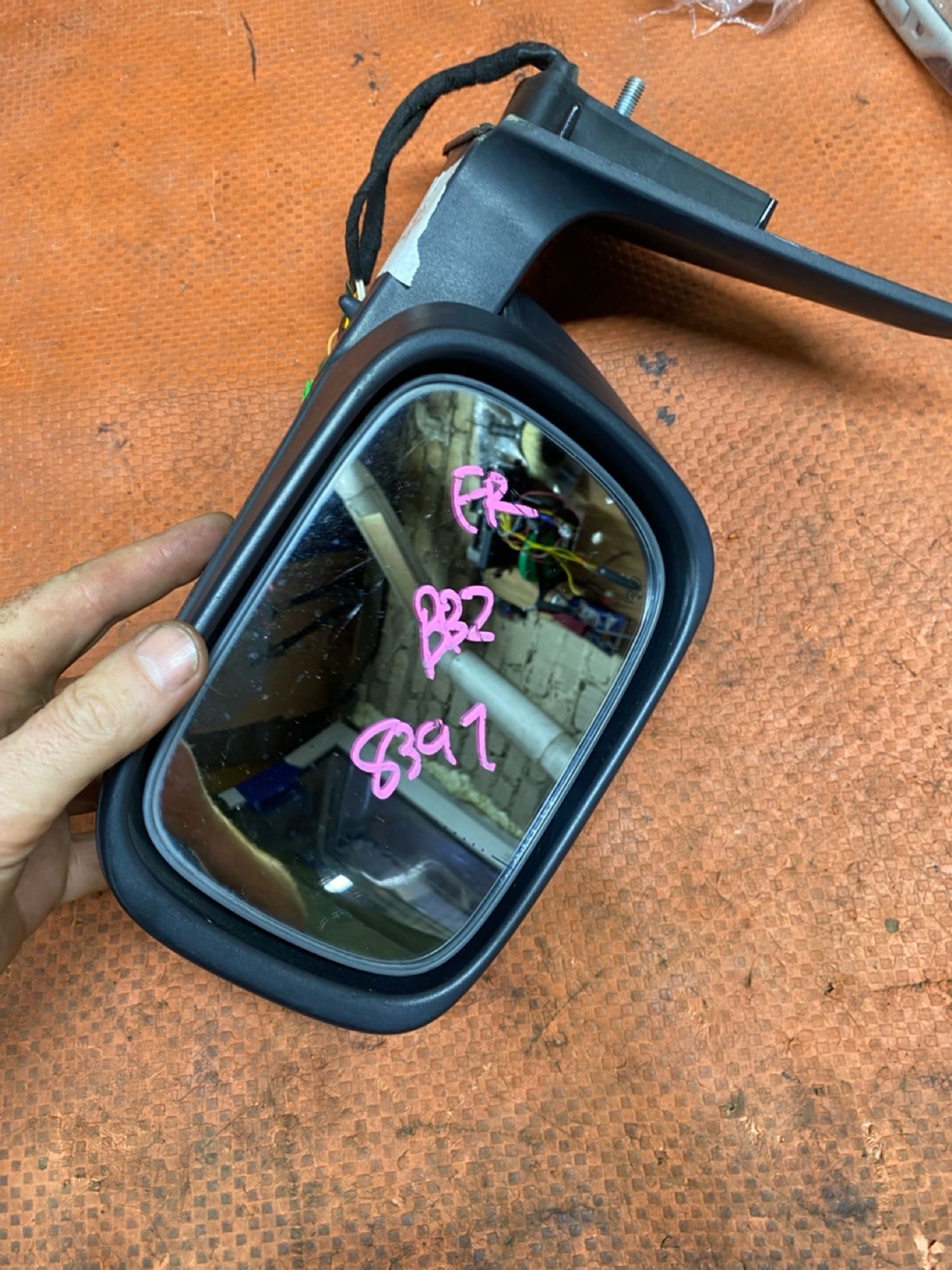https://ycs.partsauto.market/partsauto-images/thmbs/userImages/4bc412e58a1c6cab6d9447373f981aa7/part/12f5ad5c-dc18-4066-a729-f29dcb183328_1784114748380.jpg