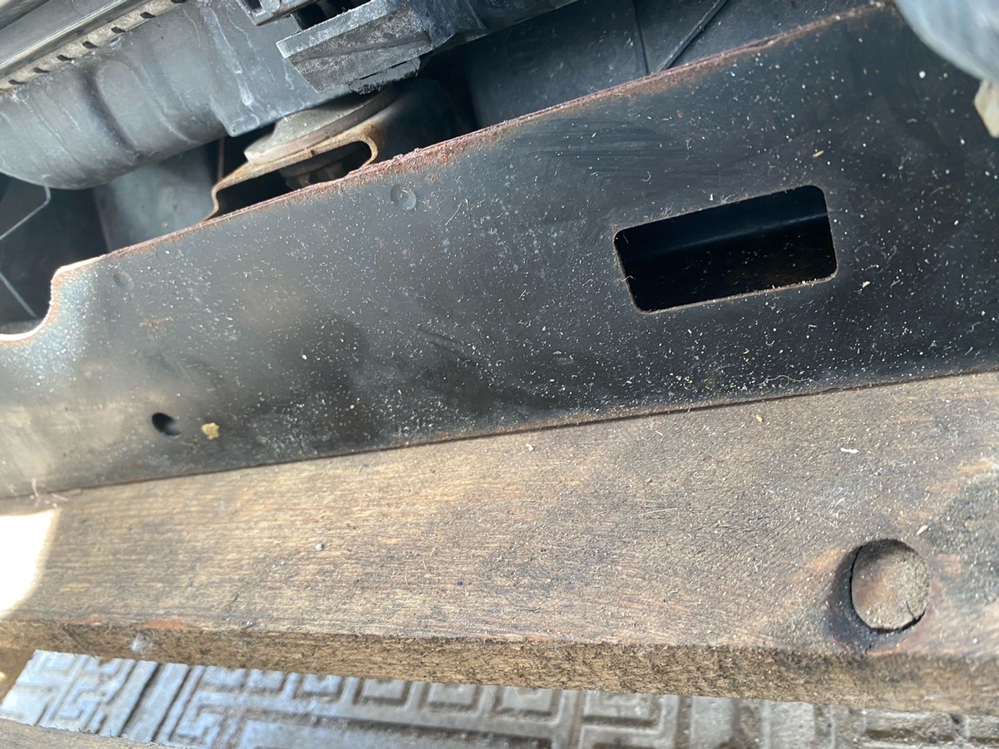 https://ycs.partsauto.market/partsauto-images/thmbs/userImages/4bc412e58a1c6cab6d9447373f981aa7/part/17313b92-59fc-42f1-82c5-55f99489c0ba_1780582433781.jpg