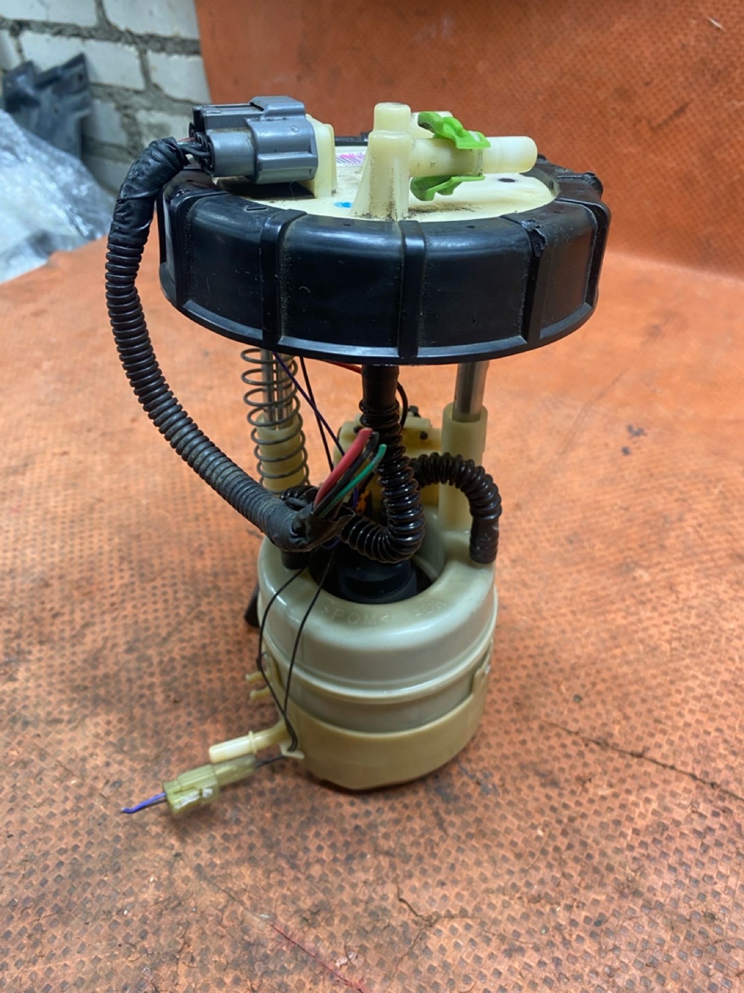 https://ycs.partsauto.market/partsauto-images/thmbs/userImages/4bc412e58a1c6cab6d9447373f981aa7/part/17966988-fe1c-4f9a-bda2-23b472a93891_1781793665466.jpg