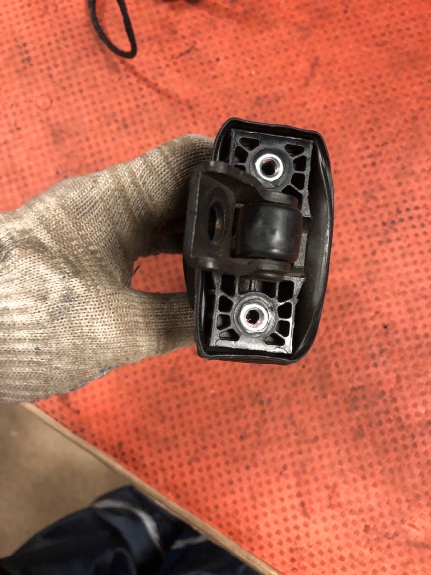 Ограничитель двери перед правый Audi A5 8T, 650 рублей, Москва