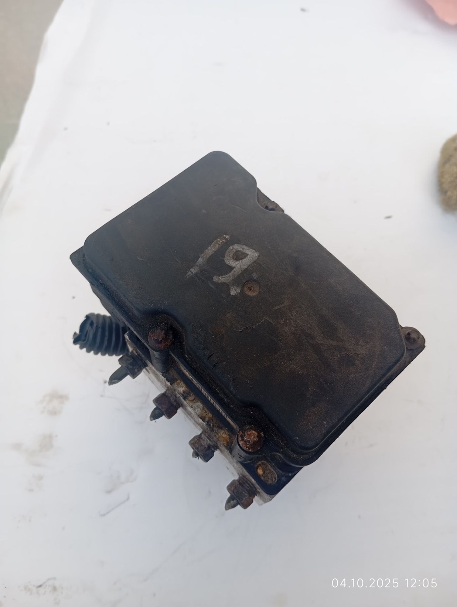 Блок ABS Subaru Forester 2004 2,0 бензин акпп, 2700 рублей, Москва