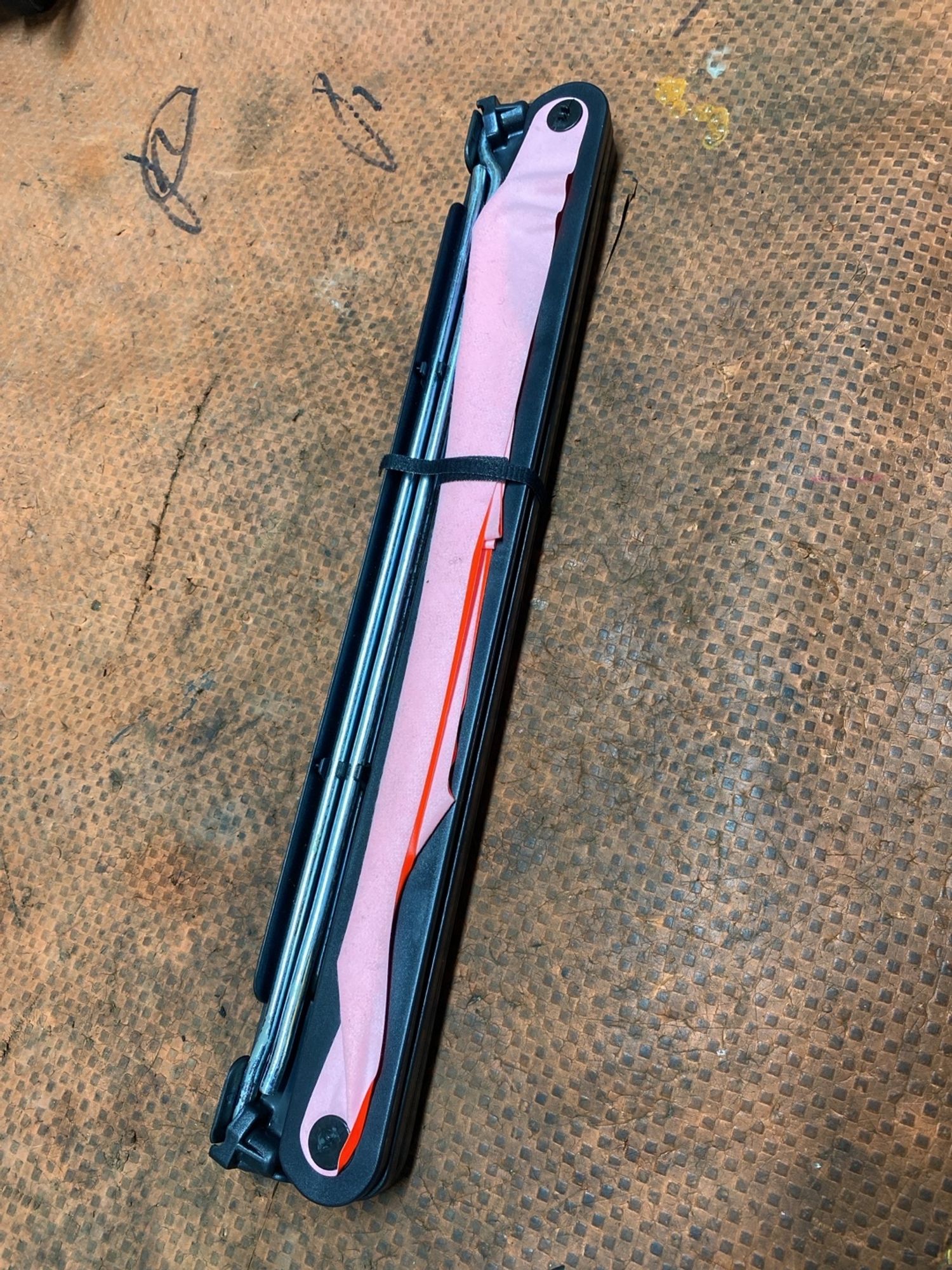 https://ycs.partsauto.market/partsauto-images/thmbs/userImages/4bc412e58a1c6cab6d9447373f981aa7/part/1c77d802-25c3-4a9f-baf7-75b784663da9_1781001538902.jpg