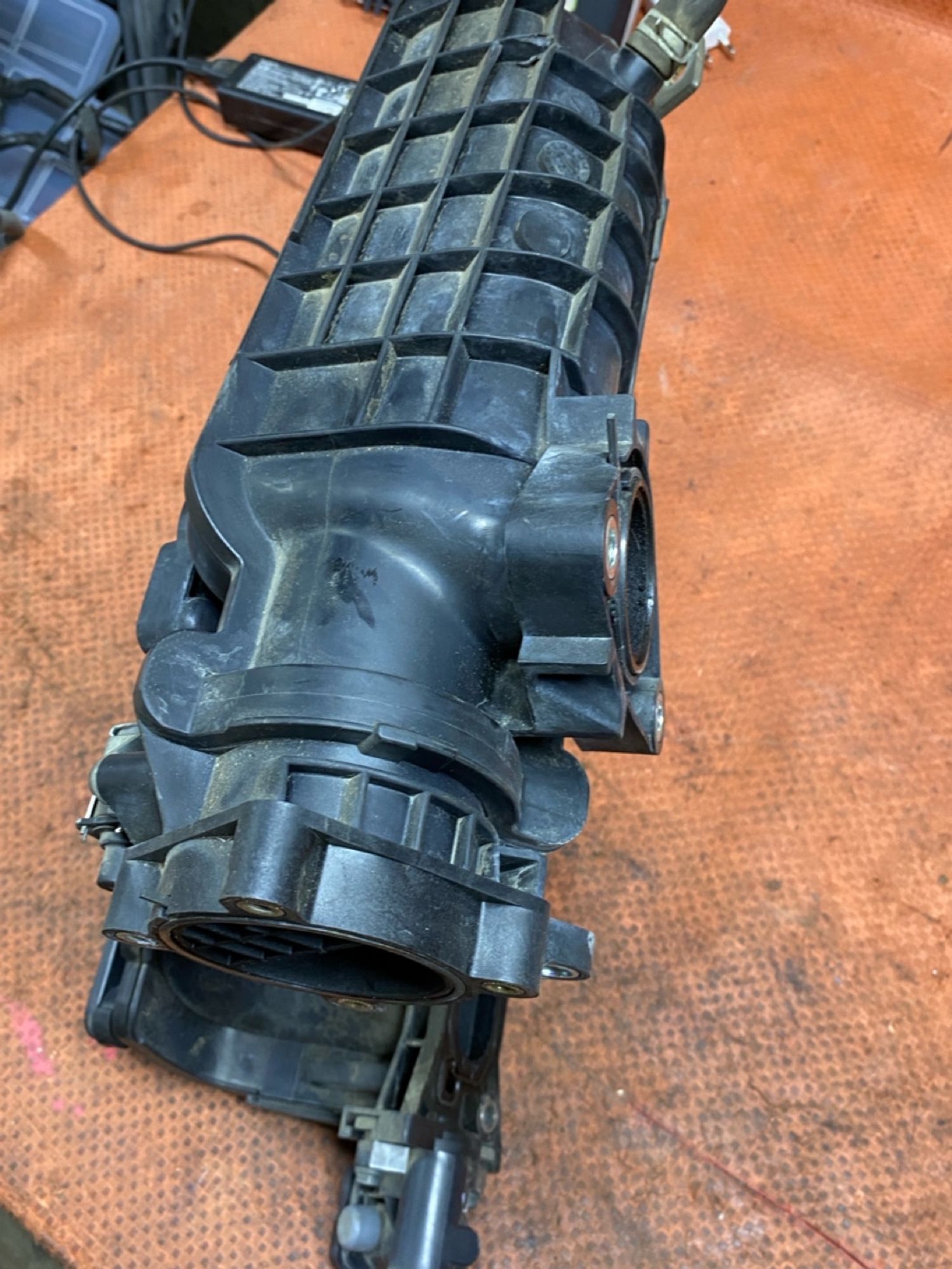 https://ycs.partsauto.market/partsauto-images/thmbs/userImages/4bc412e58a1c6cab6d9447373f981aa7/part/1de49978-b537-4758-8c41-1646a94aed86_1784195293628.jpg