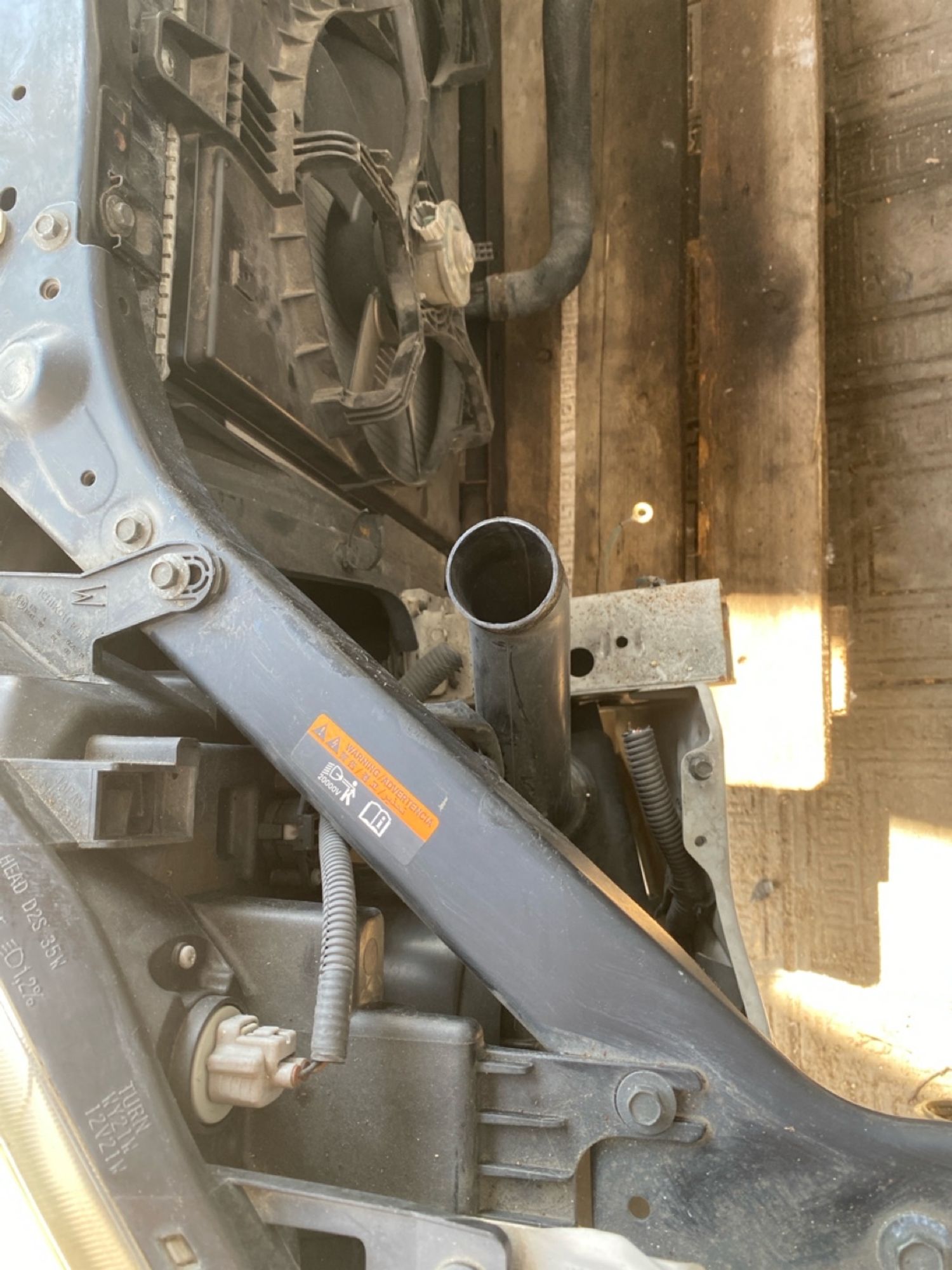 https://ycs.partsauto.market/partsauto-images/thmbs/userImages/4bc412e58a1c6cab6d9447373f981aa7/part/2091d9d1-56e9-4e1e-a95c-7feedde1a49b_1780582430489.jpg