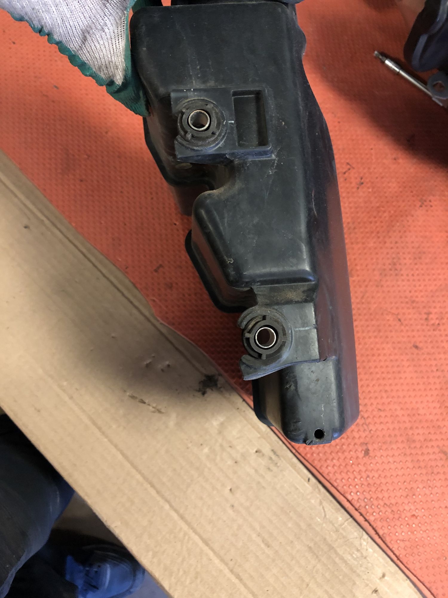 https://ycs.partsauto.market/partsauto-images/thmbs/userImages/4bc412e58a1c6cab6d9447373f981aa7/part/2386aa3a-cf95-4054-8a3f-0c26e5787ad6_1716461125266.jpg