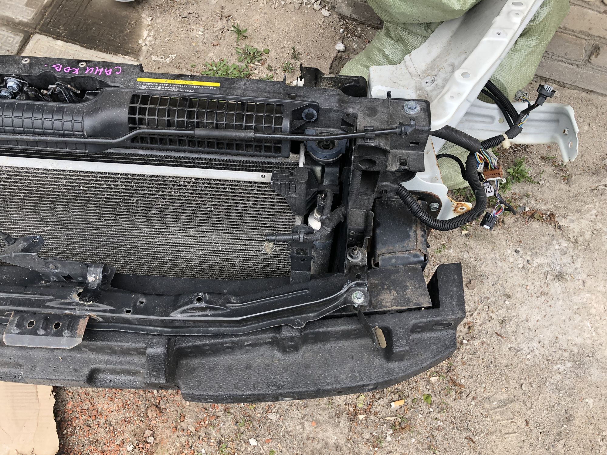 https://ycs.partsauto.market/partsauto-images/thmbs/userImages/4bc412e58a1c6cab6d9447373f981aa7/part/2fdeecff-a9fc-44d4-8ed6-bd19bd26f505_1715617284740.jpg