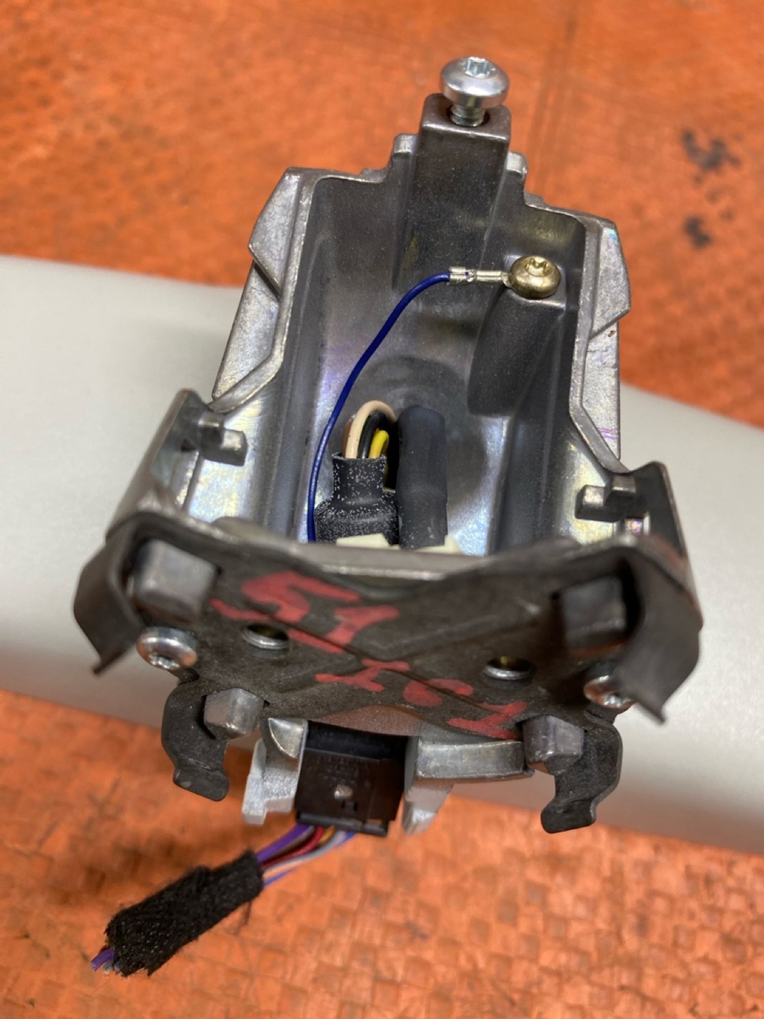 https://ycs.partsauto.market/partsauto-images/thmbs/userImages/4bc412e58a1c6cab6d9447373f981aa7/part/30c5883e-8e22-42da-99c9-027894ab568e_1784114644272.jpg