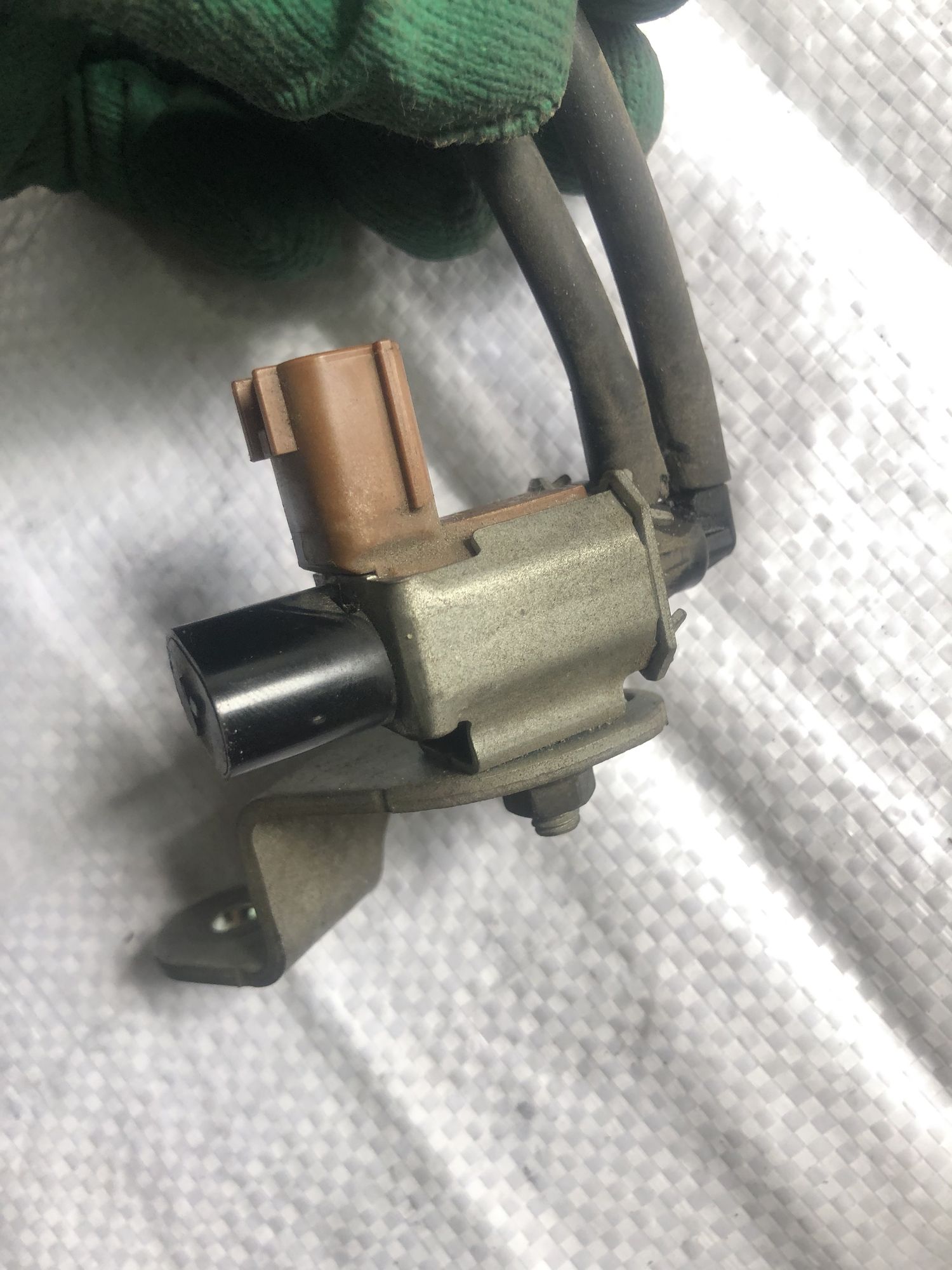 https://ycs.partsauto.market/partsauto-images/thmbs/userImages/4bc412e58a1c6cab6d9447373f981aa7/part/30dbf2ae-dc8a-4b56-8d17-07575d3f814c_1712154796927.jpg