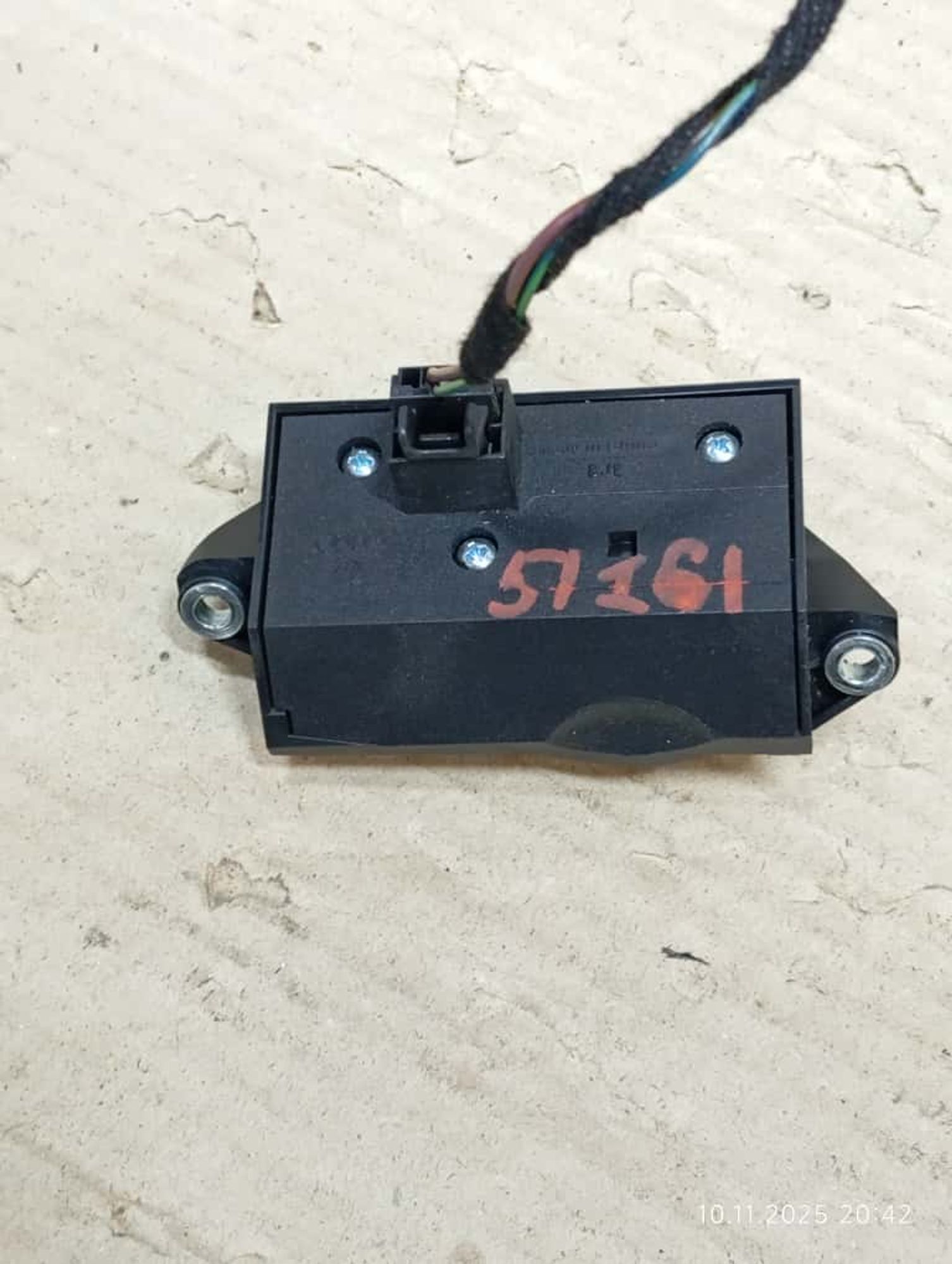 https://ycs.partsauto.market/partsauto-images/thmbs/userImages/4bc412e58a1c6cab6d9447373f981aa7/part/323f55c6-8f00-40c2-9225-5ca0c7d64b9c_1780484149106.jpg