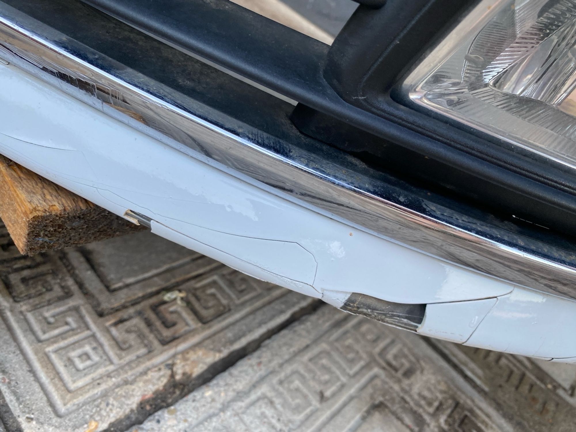 https://ycs.partsauto.market/partsauto-images/thmbs/userImages/4bc412e58a1c6cab6d9447373f981aa7/part/33891bcd-066b-4e25-91ff-5f86427f5225_1781102878760.jpg