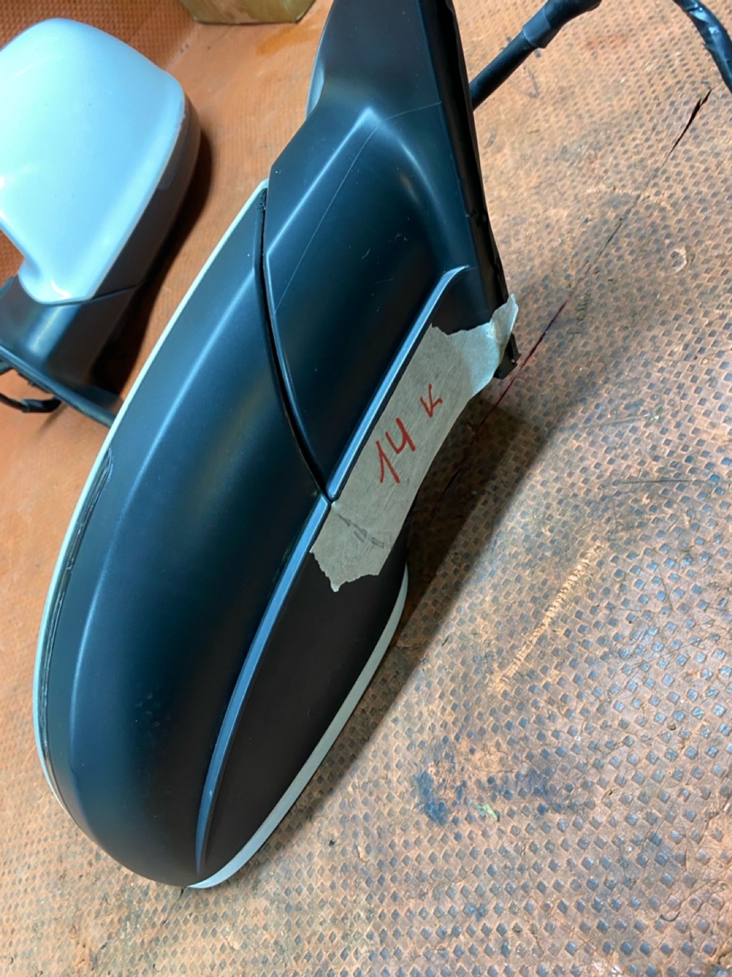 https://ycs.partsauto.market/partsauto-images/thmbs/userImages/4bc412e58a1c6cab6d9447373f981aa7/part/370c263d-945e-40d5-9a34-002492d32a54_1783747429370.jpg
