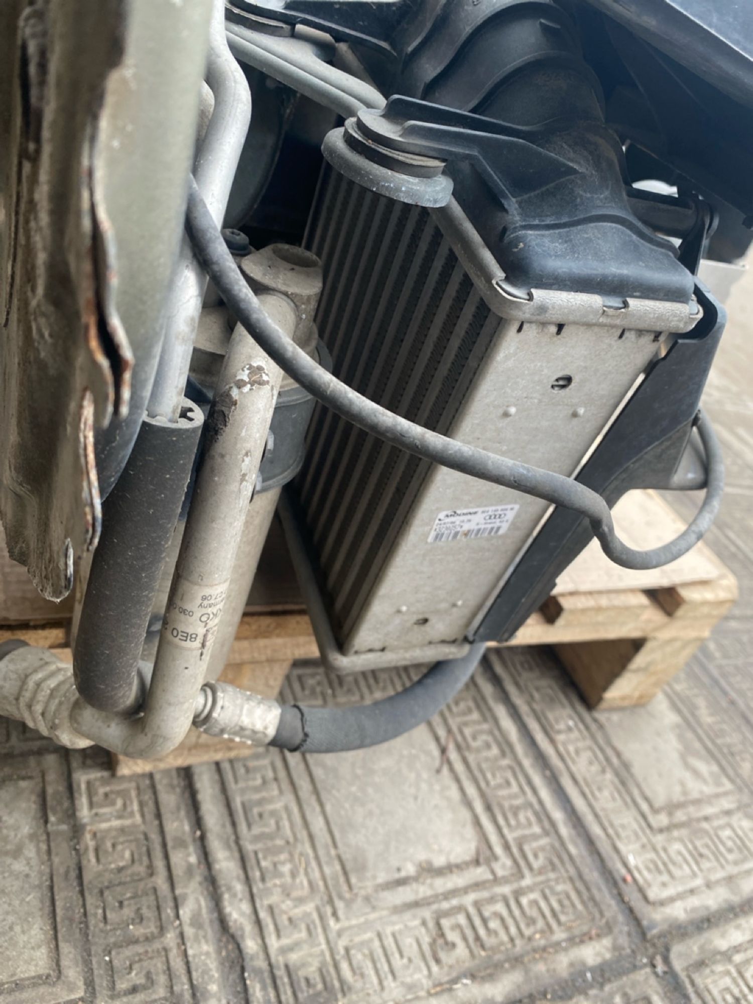 https://ycs.partsauto.market/partsauto-images/thmbs/userImages/4bc412e58a1c6cab6d9447373f981aa7/part/3d2fe17e-f516-4758-ab69-e11629c9384e_1743014463023.jpg