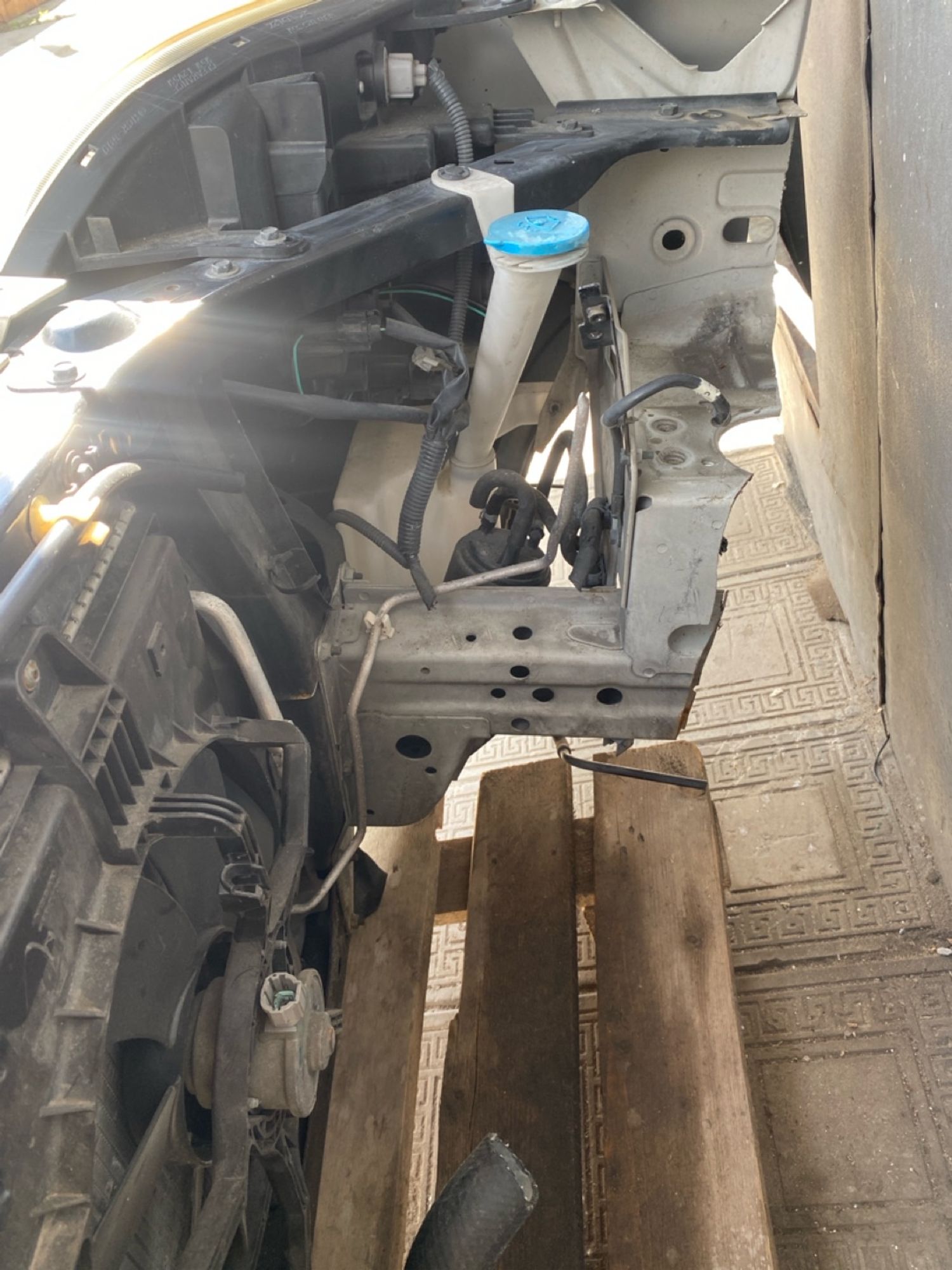 https://ycs.partsauto.market/partsauto-images/thmbs/userImages/4bc412e58a1c6cab6d9447373f981aa7/part/492a1811-632f-49cd-b654-e7f464402122_1780582431845.jpg