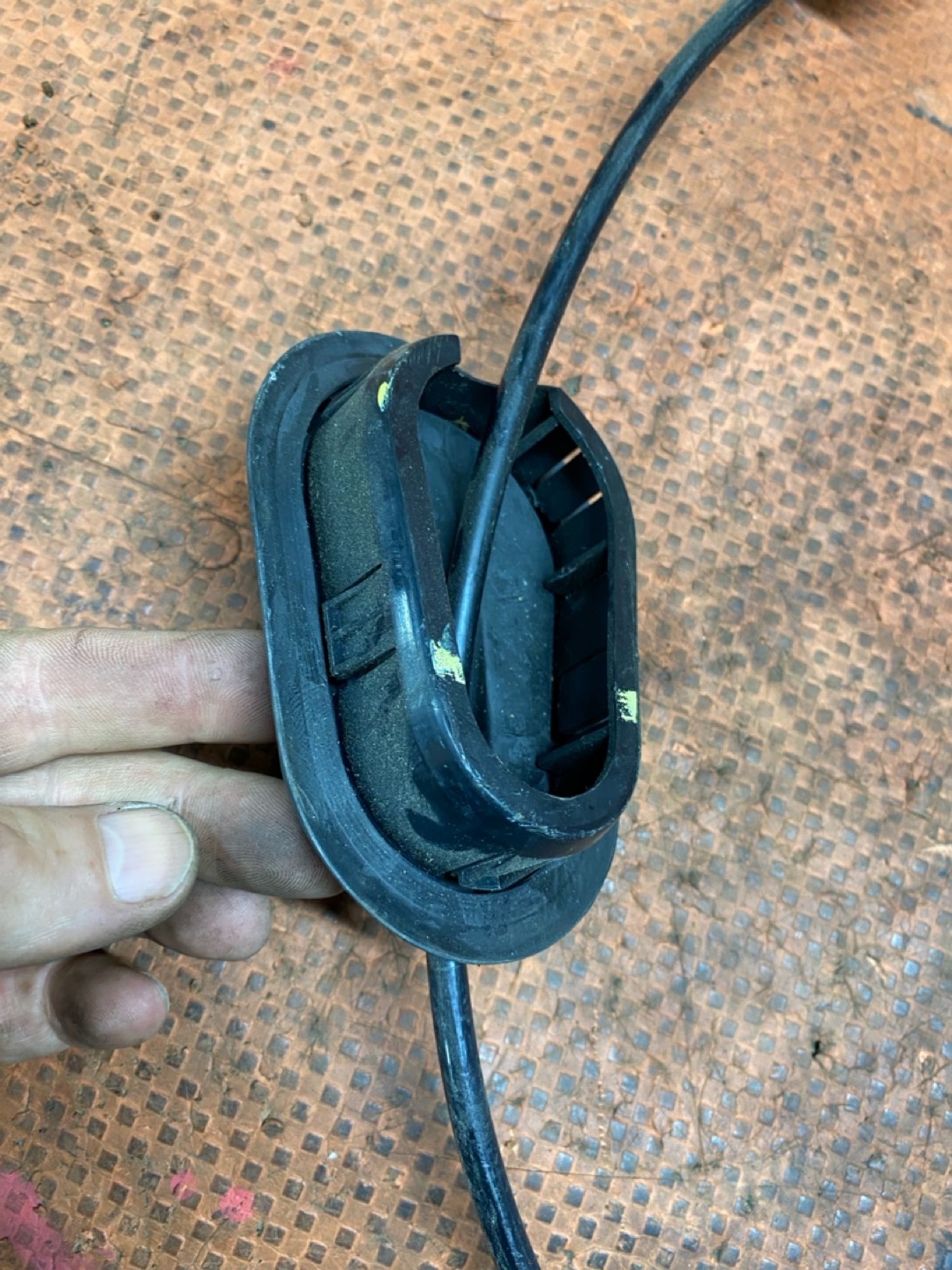 https://ycs.partsauto.market/partsauto-images/thmbs/userImages/4bc412e58a1c6cab6d9447373f981aa7/part/4ae0af02-1437-4746-9705-56ba7cbff088_1784195340658.jpg