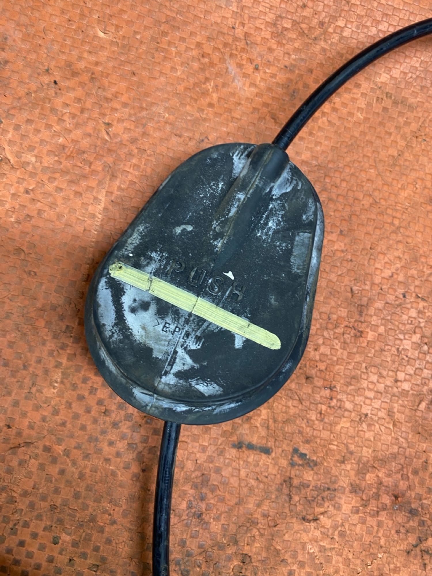 https://ycs.partsauto.market/partsauto-images/thmbs/userImages/4bc412e58a1c6cab6d9447373f981aa7/part/4cd0ff51-f9a9-4325-8579-5b53de915208_1784195348533.jpg