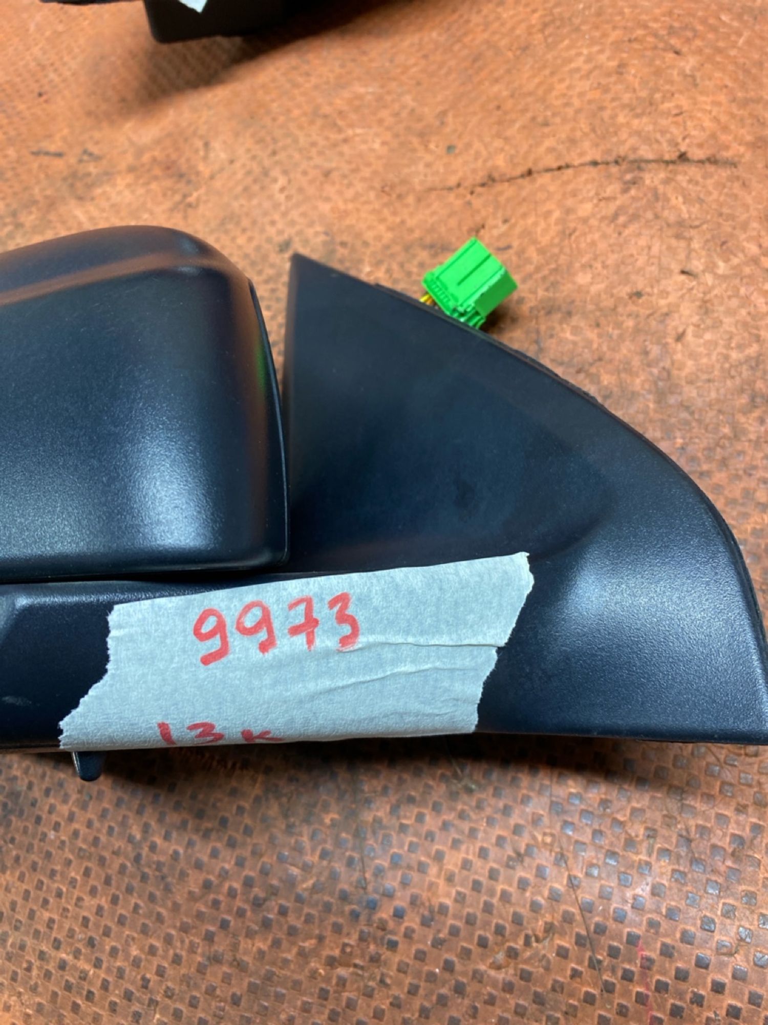https://ycs.partsauto.market/partsauto-images/thmbs/userImages/4bc412e58a1c6cab6d9447373f981aa7/part/4e8c4f2b-39a4-4f4f-a1a7-890491cb9163_1784192518733.jpg