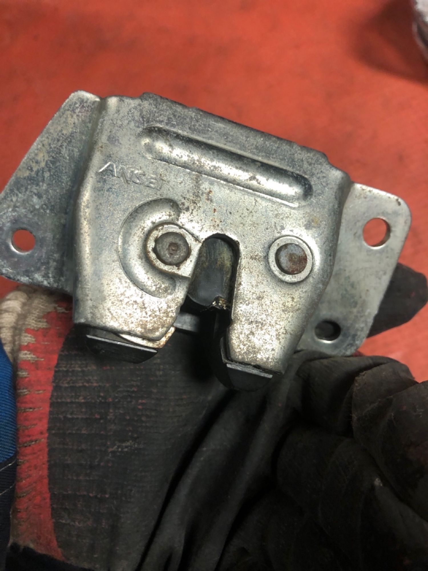 https://ycs.partsauto.market/partsauto-images/thmbs/userImages/4bc412e58a1c6cab6d9447373f981aa7/part/5339b6d2-278c-47ce-894e-5ab549164b8b_1729767331597.jpg