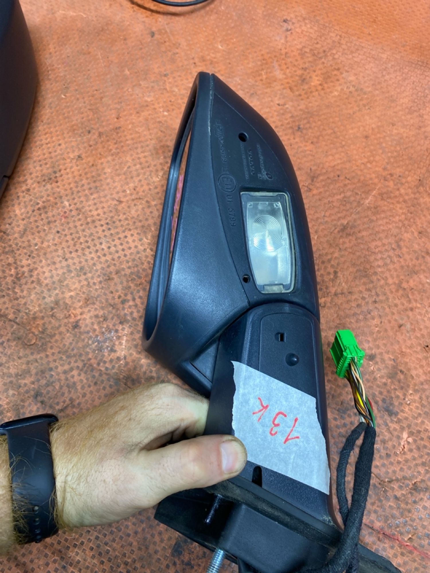 https://ycs.partsauto.market/partsauto-images/thmbs/userImages/4bc412e58a1c6cab6d9447373f981aa7/part/539f055b-dc0e-42c3-ac29-047719d54c99_1784114751128.jpg